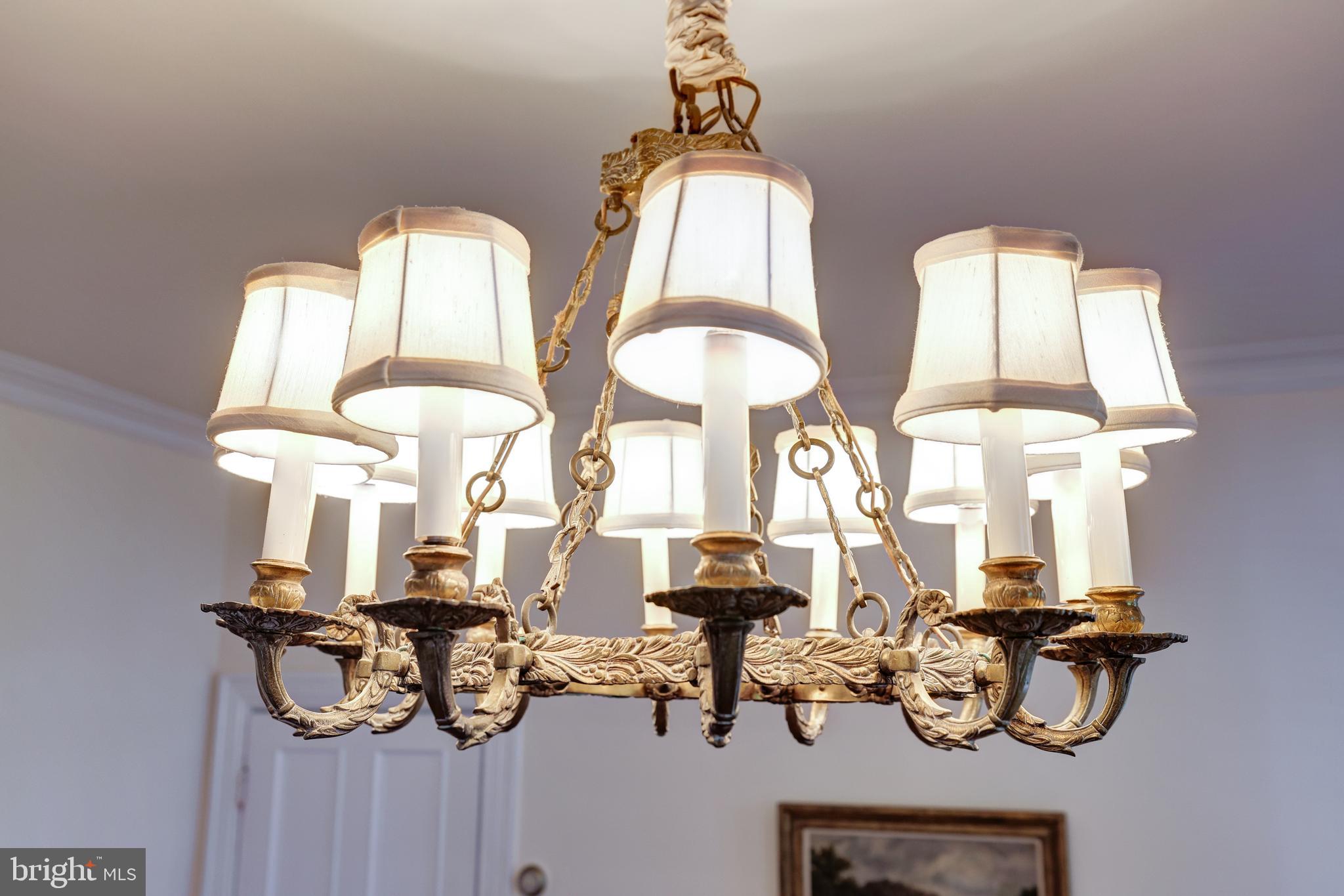 OLD TOWN ALEXANDRIA - Residential