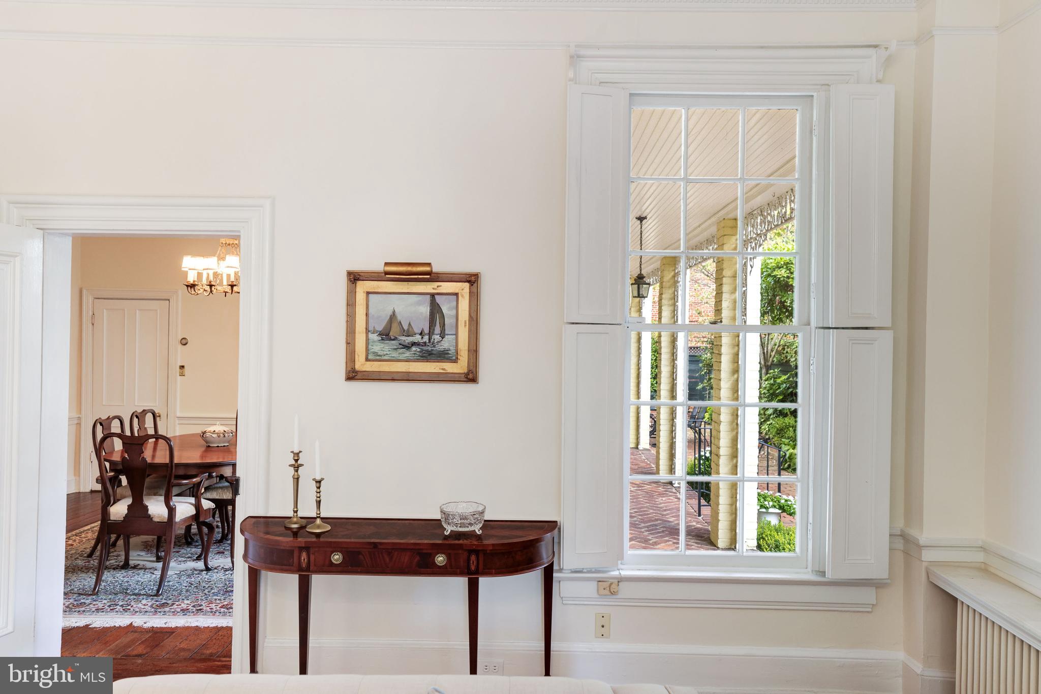 OLD TOWN ALEXANDRIA - Residential