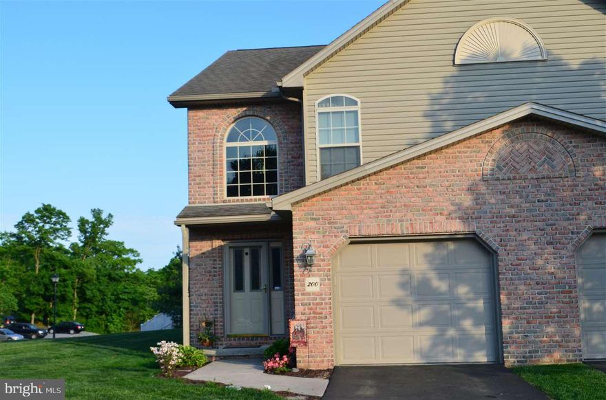 Better than New! Move right into this meticulously maintained 3 BR, 2.5 Bth, 1 car garage home. This home features a large eat-in kitchen with granite counter tops & ceramic tile floor, large living rm & a large family rm in the finished basement. The two story foyer has ceramic tile floor as well as the master bath. Enjoy the privacy of the corner lot & the large deck in the rear yard. This home is a must see!