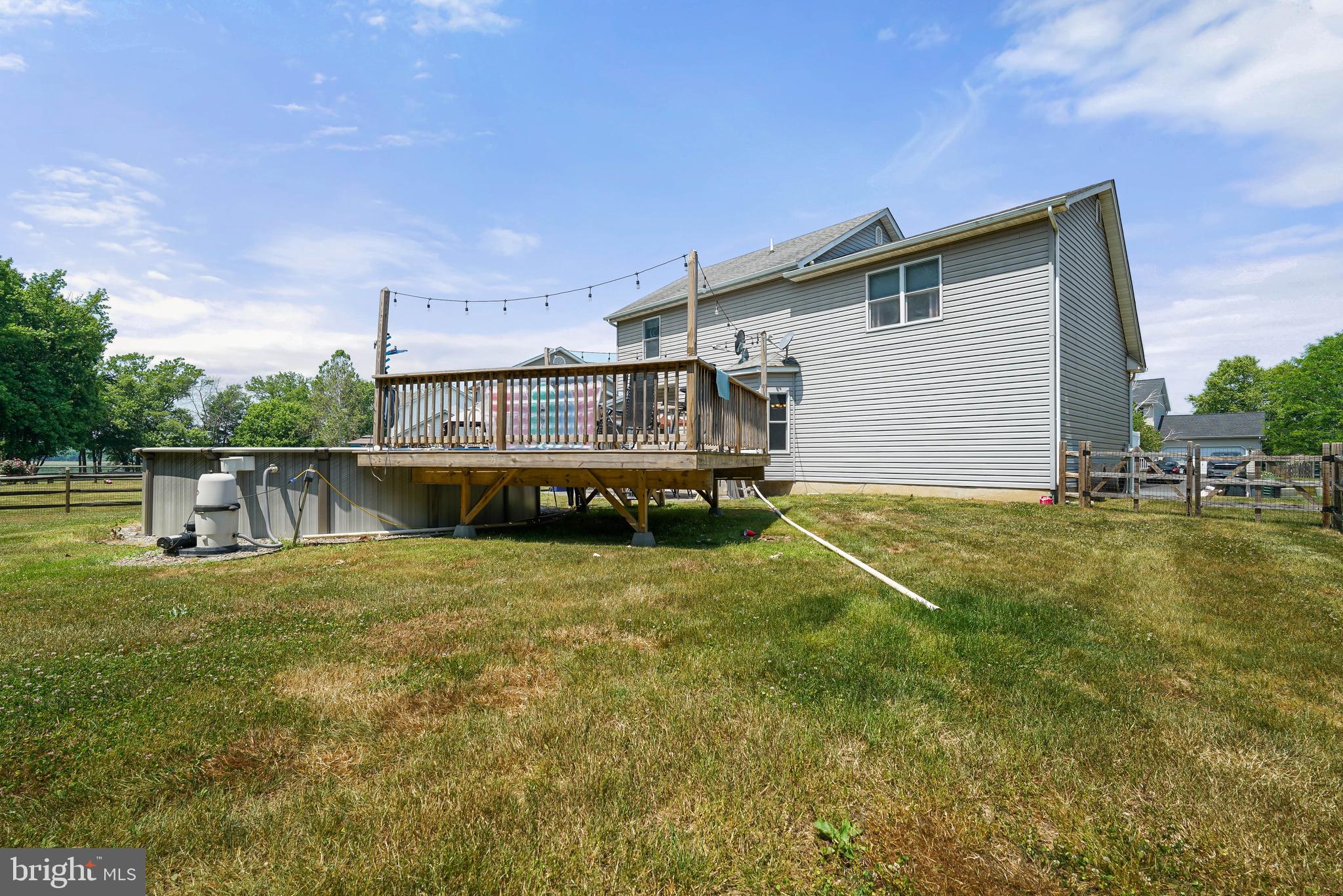 KENSINGTON COURTS - Residential