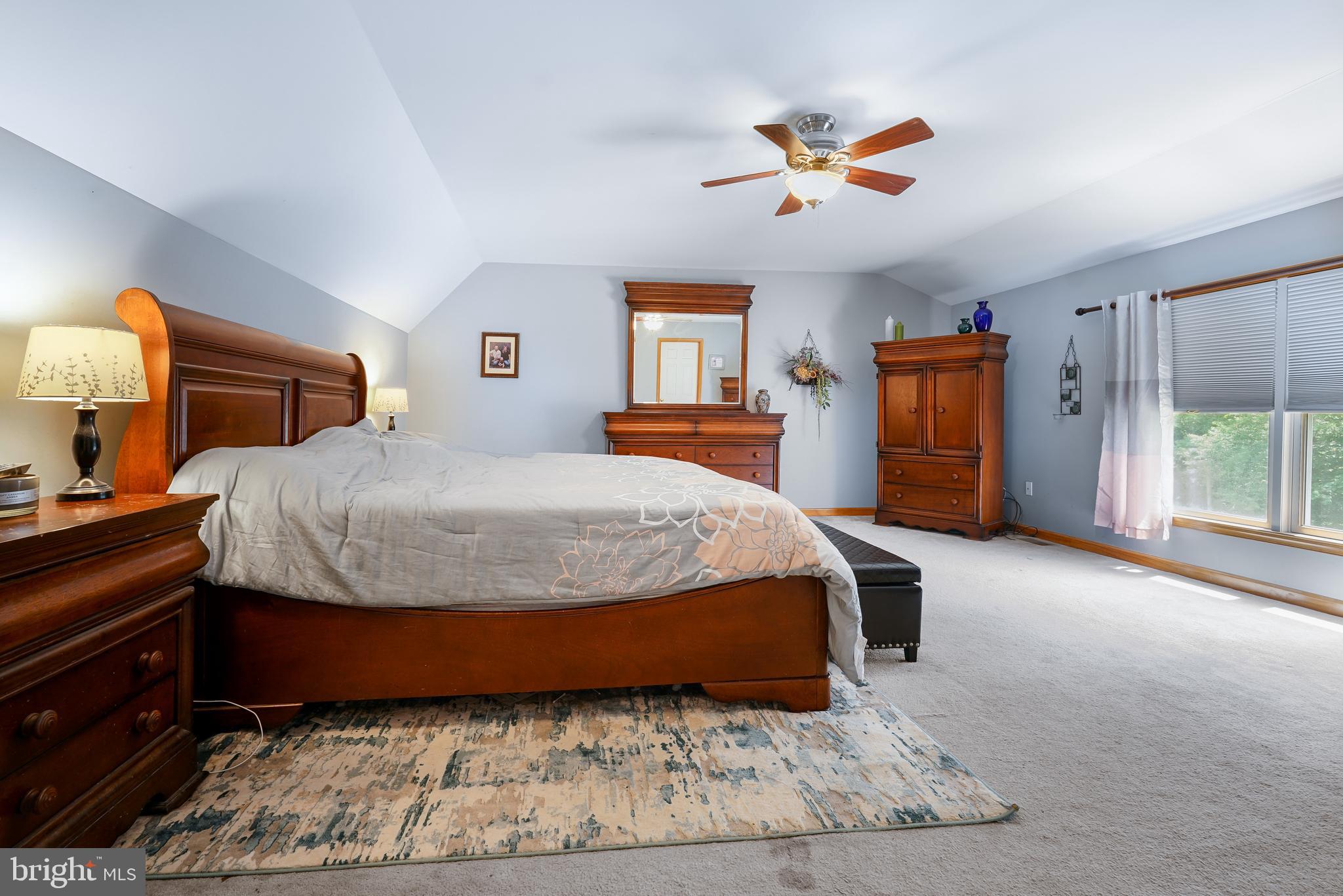 KENSINGTON COURTS - Residential