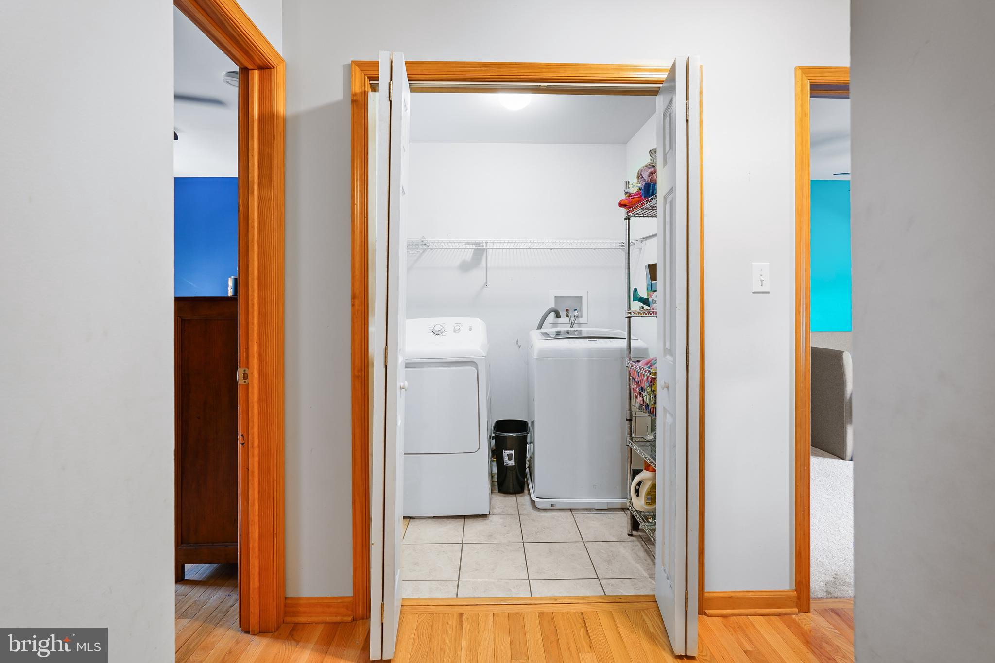 KENSINGTON COURTS - Residential