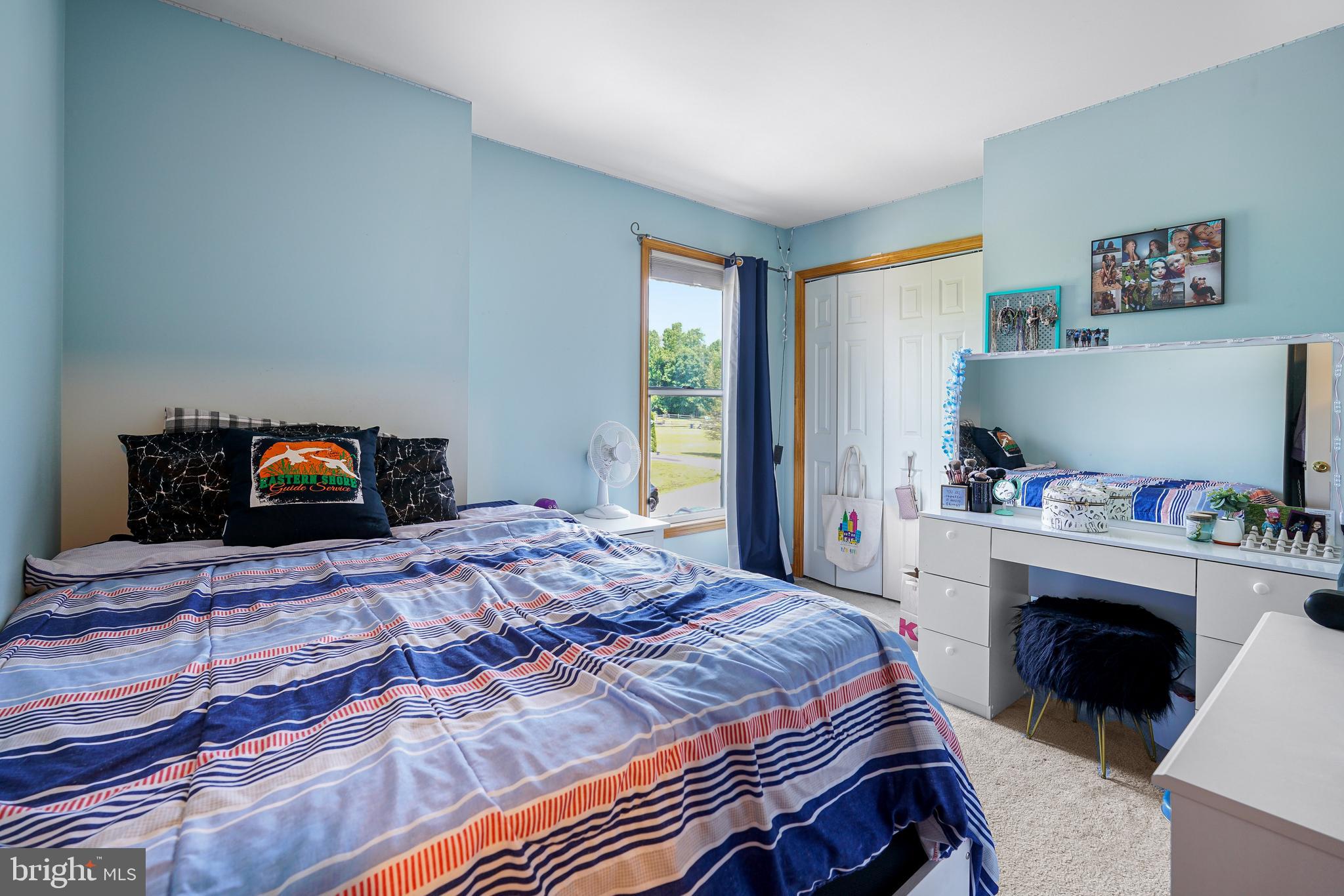 KENSINGTON COURTS - Residential