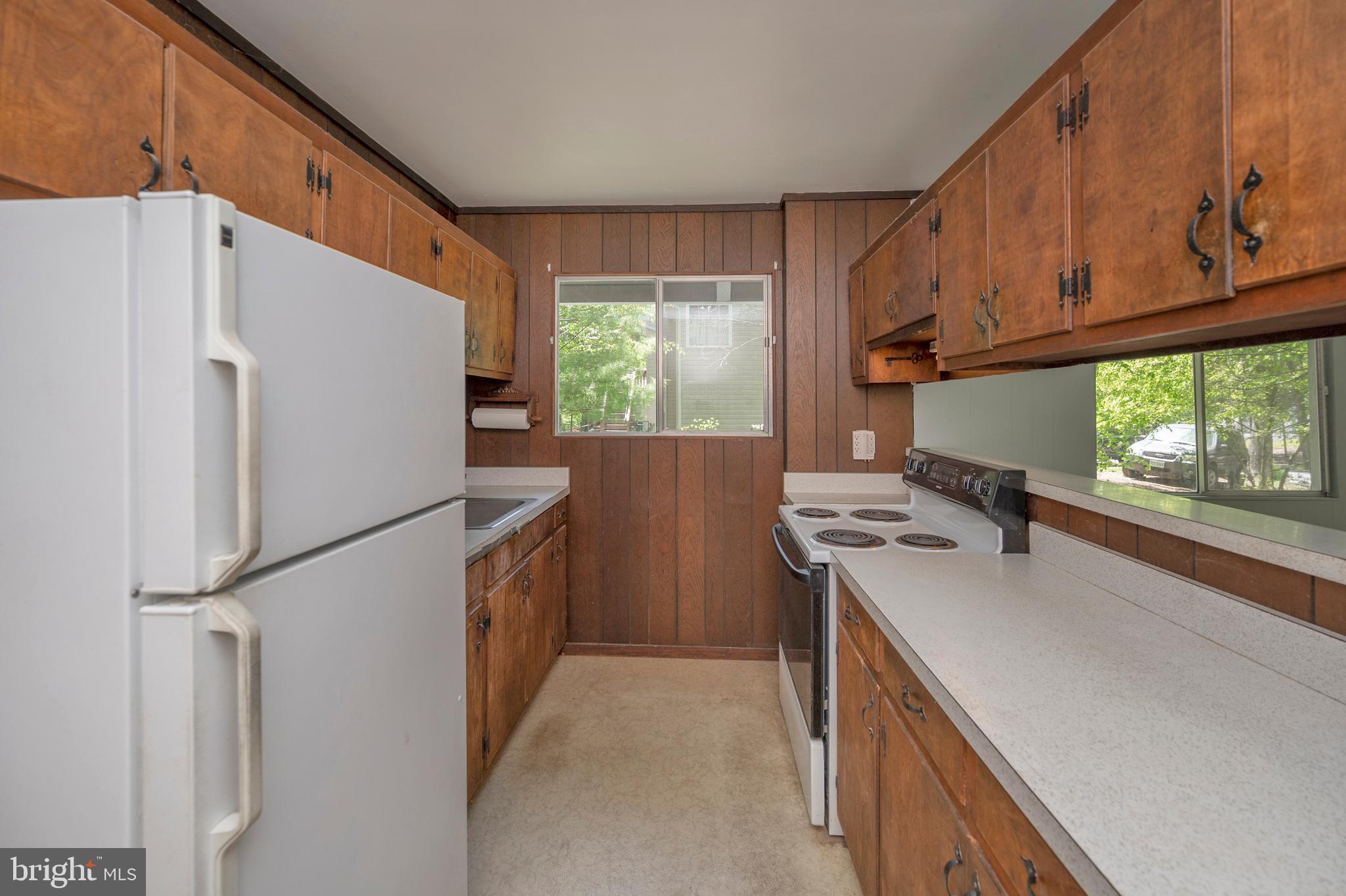 LAKE OF THE WOODS - Residential