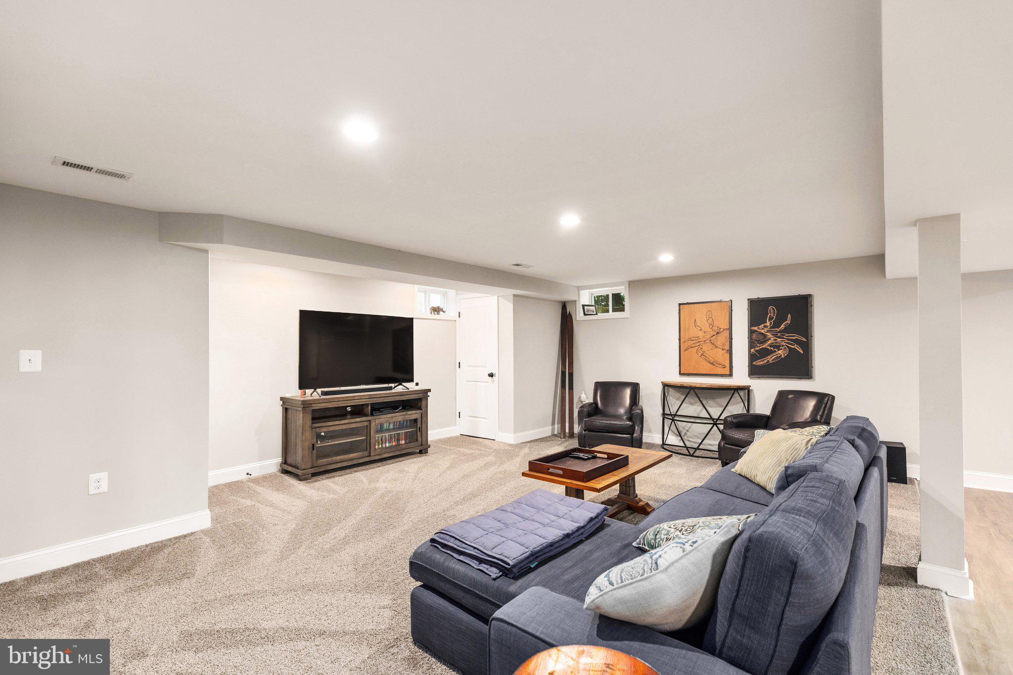 DULANEY HILLS - Residential