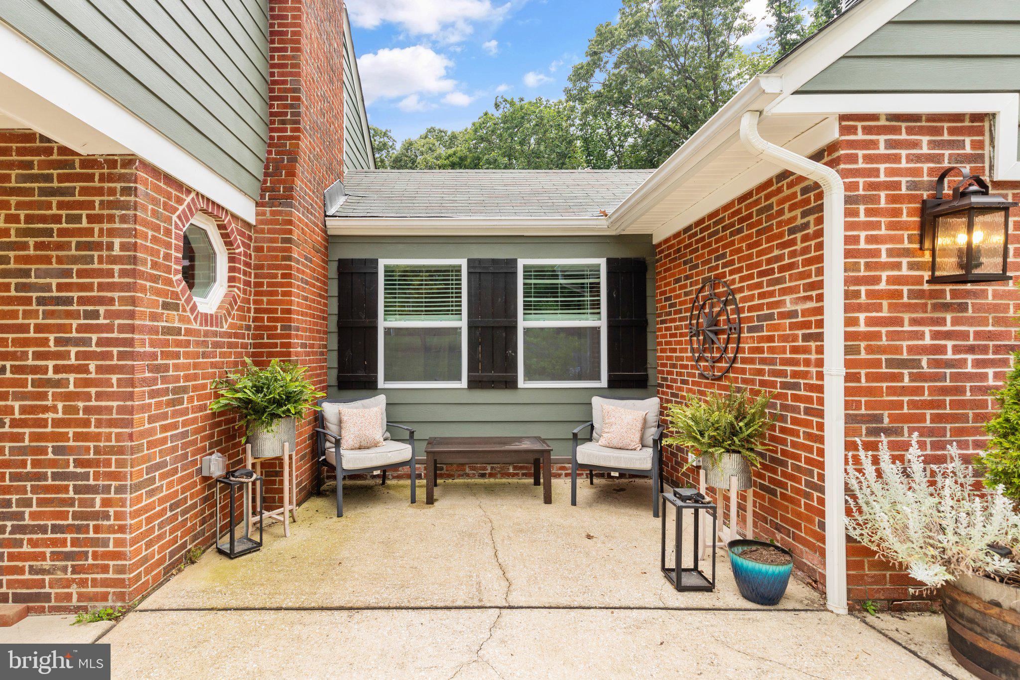 DULANEY HILLS - Residential