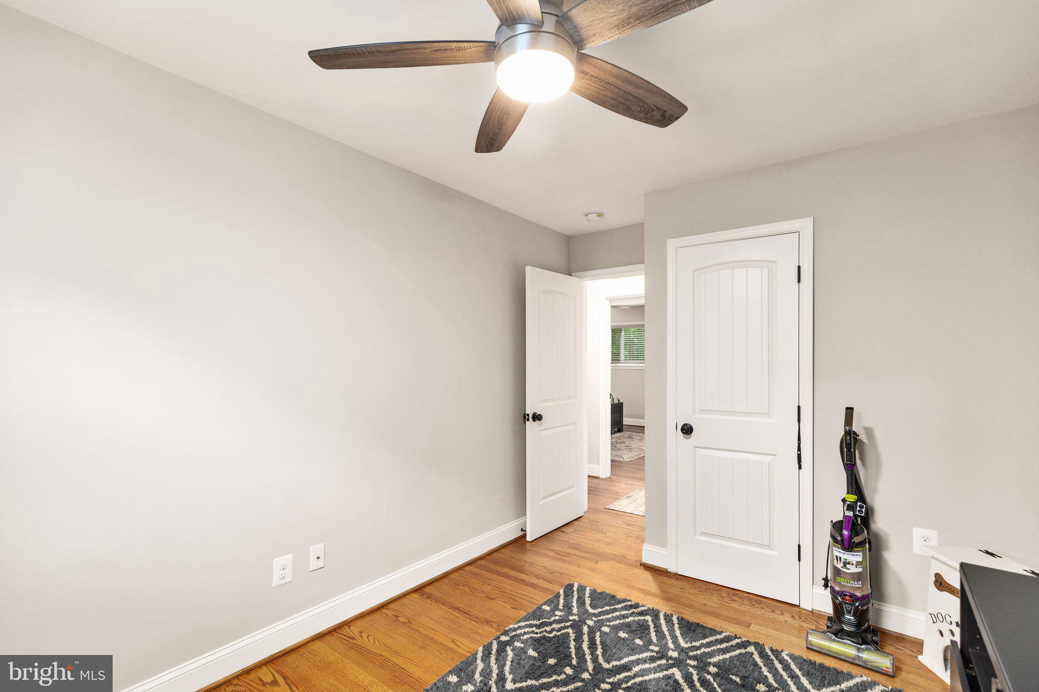 DULANEY HILLS - Residential