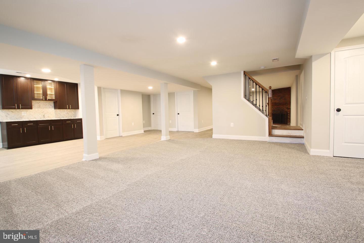 DULANEY HILLS - Residential