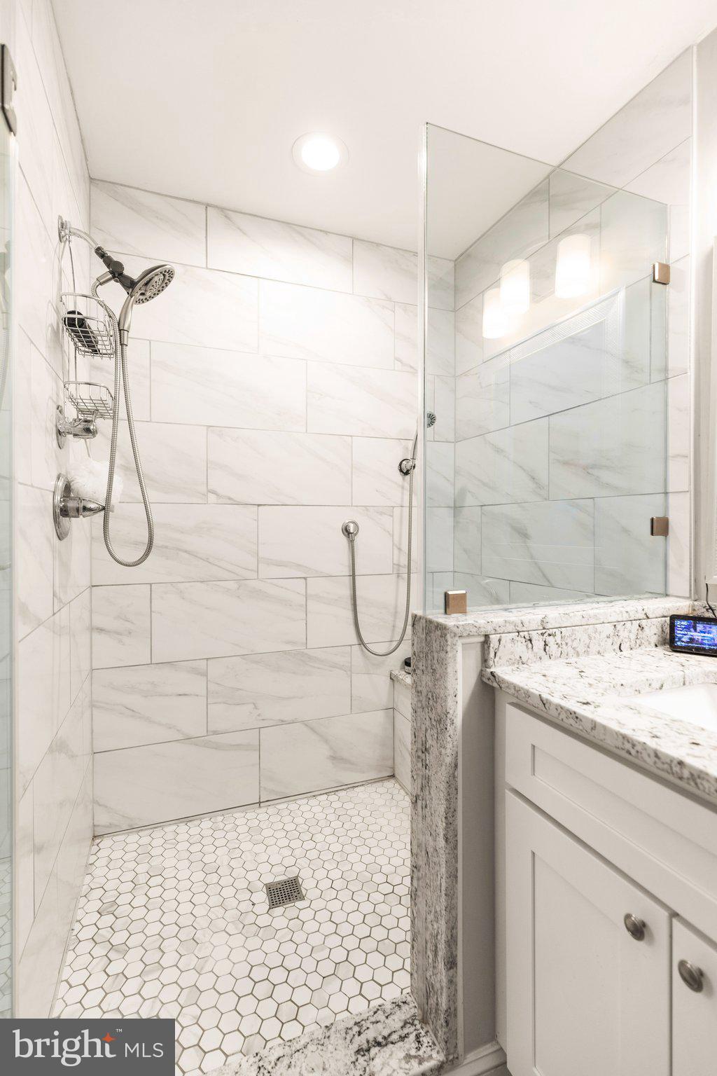 DULANEY HILLS - Residential