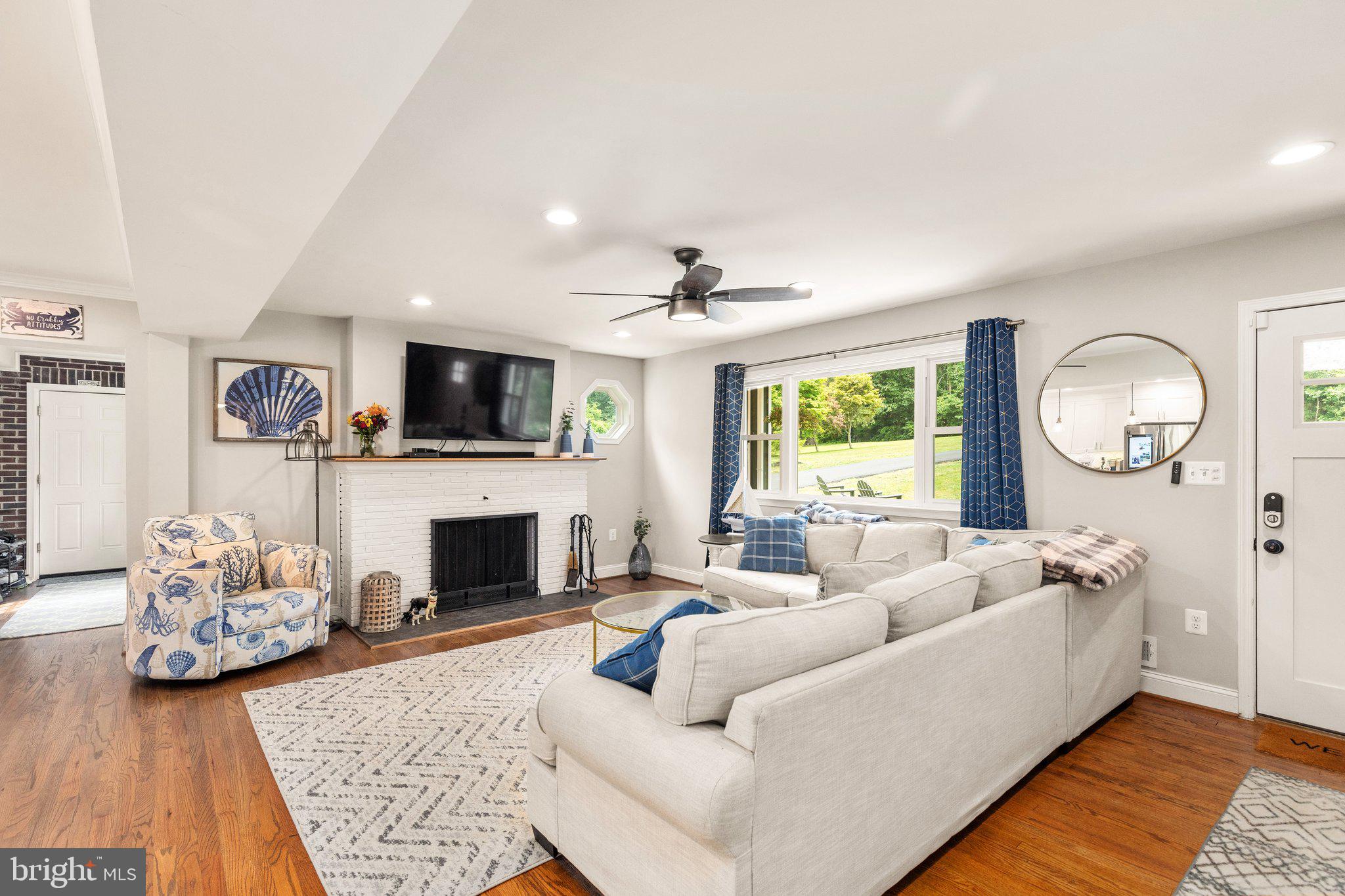 DULANEY HILLS - Residential