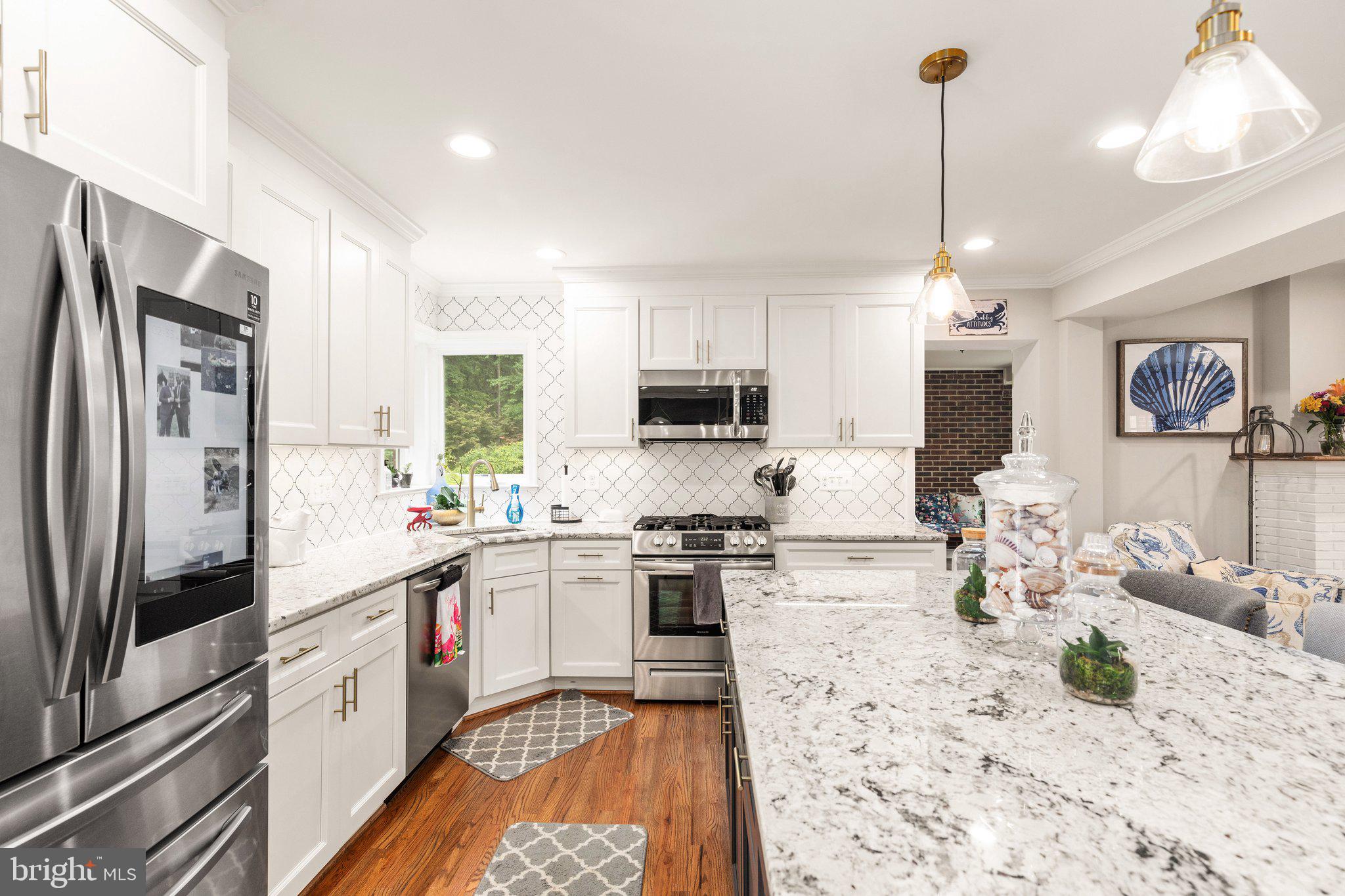 DULANEY HILLS - Residential