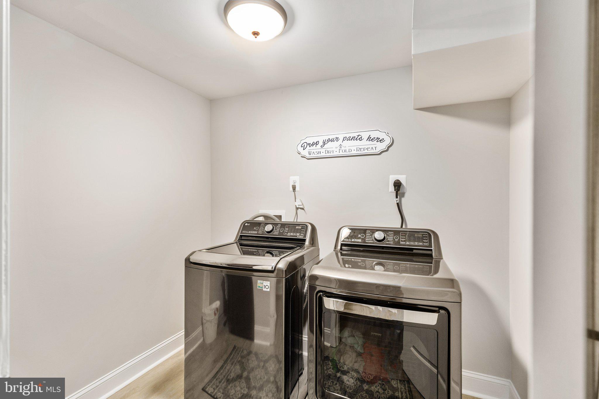 DULANEY HILLS - Residential