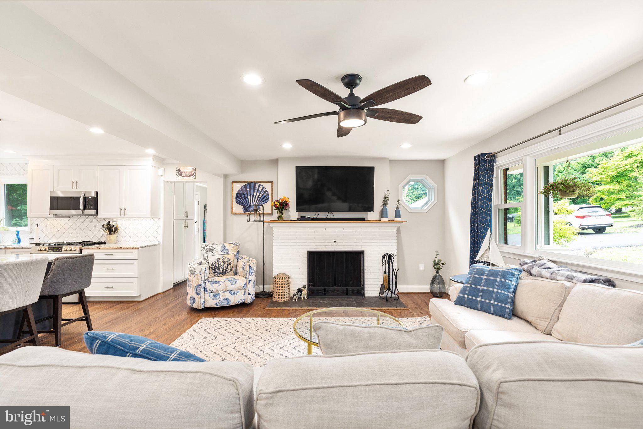 DULANEY HILLS - Residential