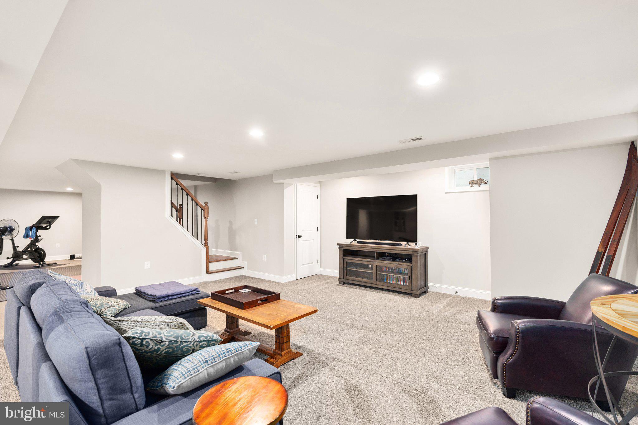 DULANEY HILLS - Residential