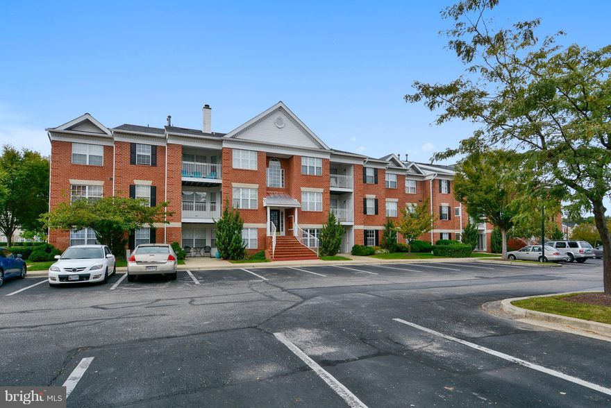 Lovely First Floor Condo With Laminate Flooring Throughout, Stainless Steel Appliances Including Washer And Dryer. Close To Fort Meade And Marc Train. Amenities Galore, 2 Outdoor Pools, 1 Indoor Pool, Fitness Center, Walking Trails, Basketball And Tennis Courts, Playgrounds And More. Floor Plan Under Tours, Truplace Tour.