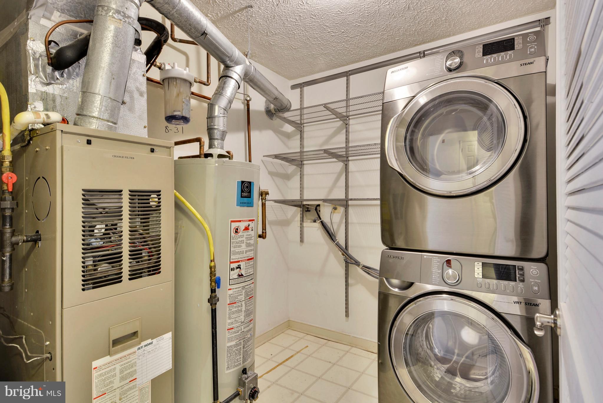 PINEY ORCHARD - Residential