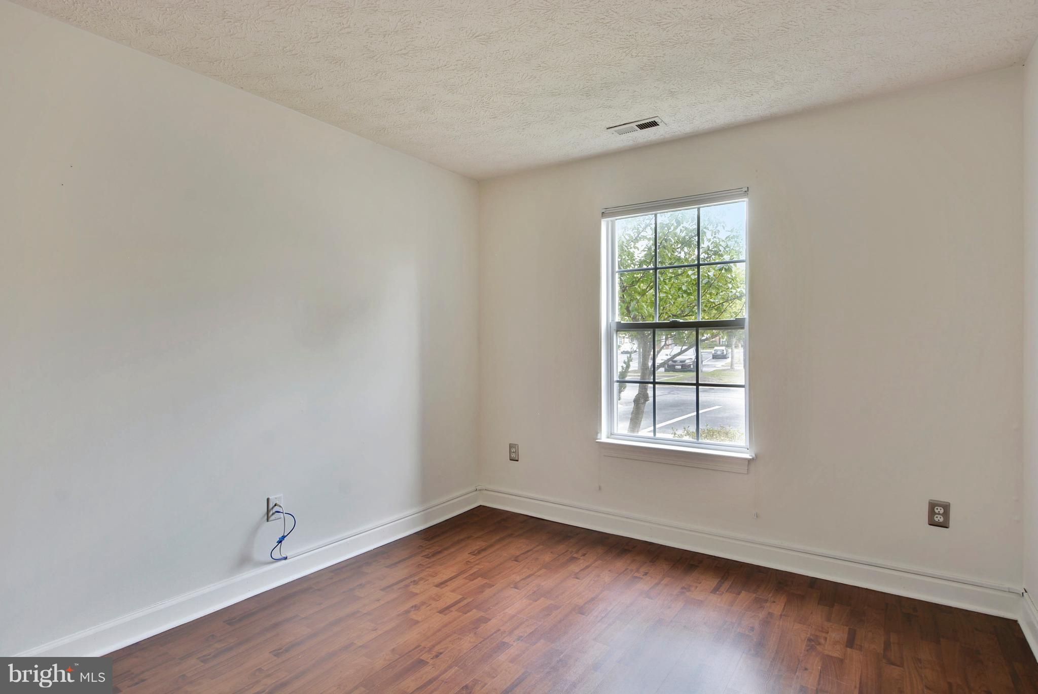 PINEY ORCHARD - Residential