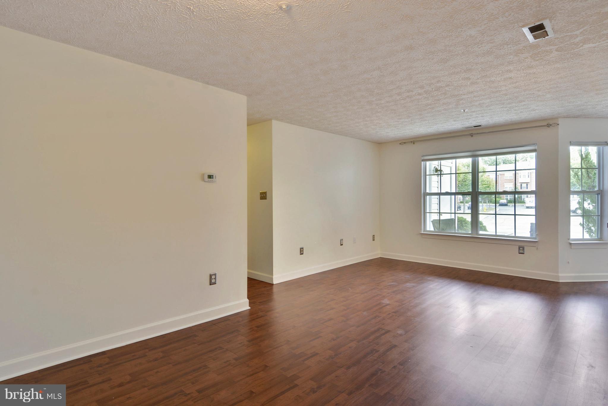 PINEY ORCHARD - Residential