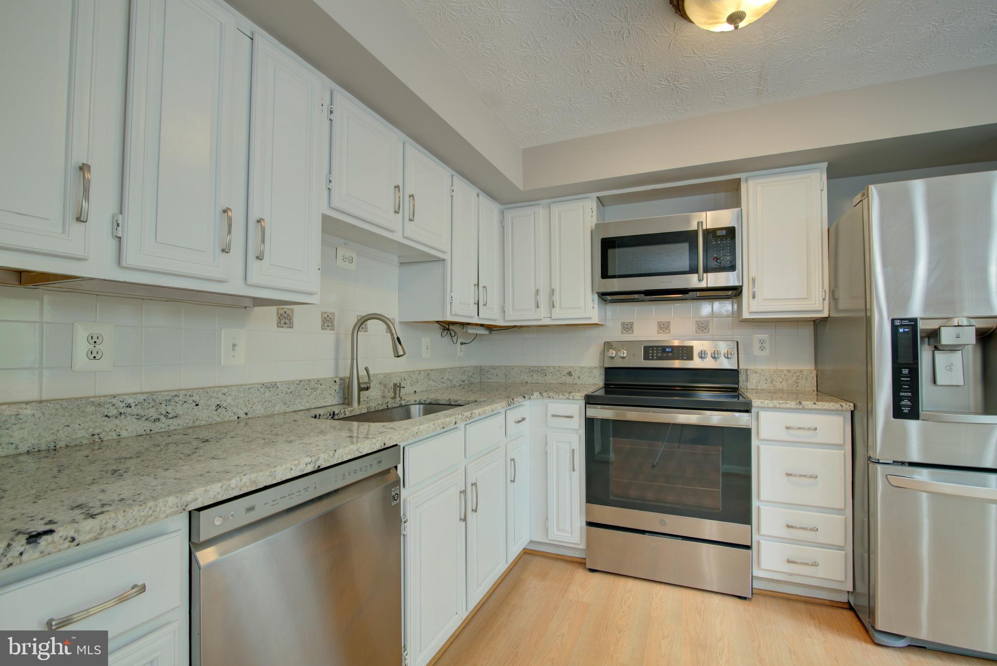 BIRCHFIELD WOODS - Residential