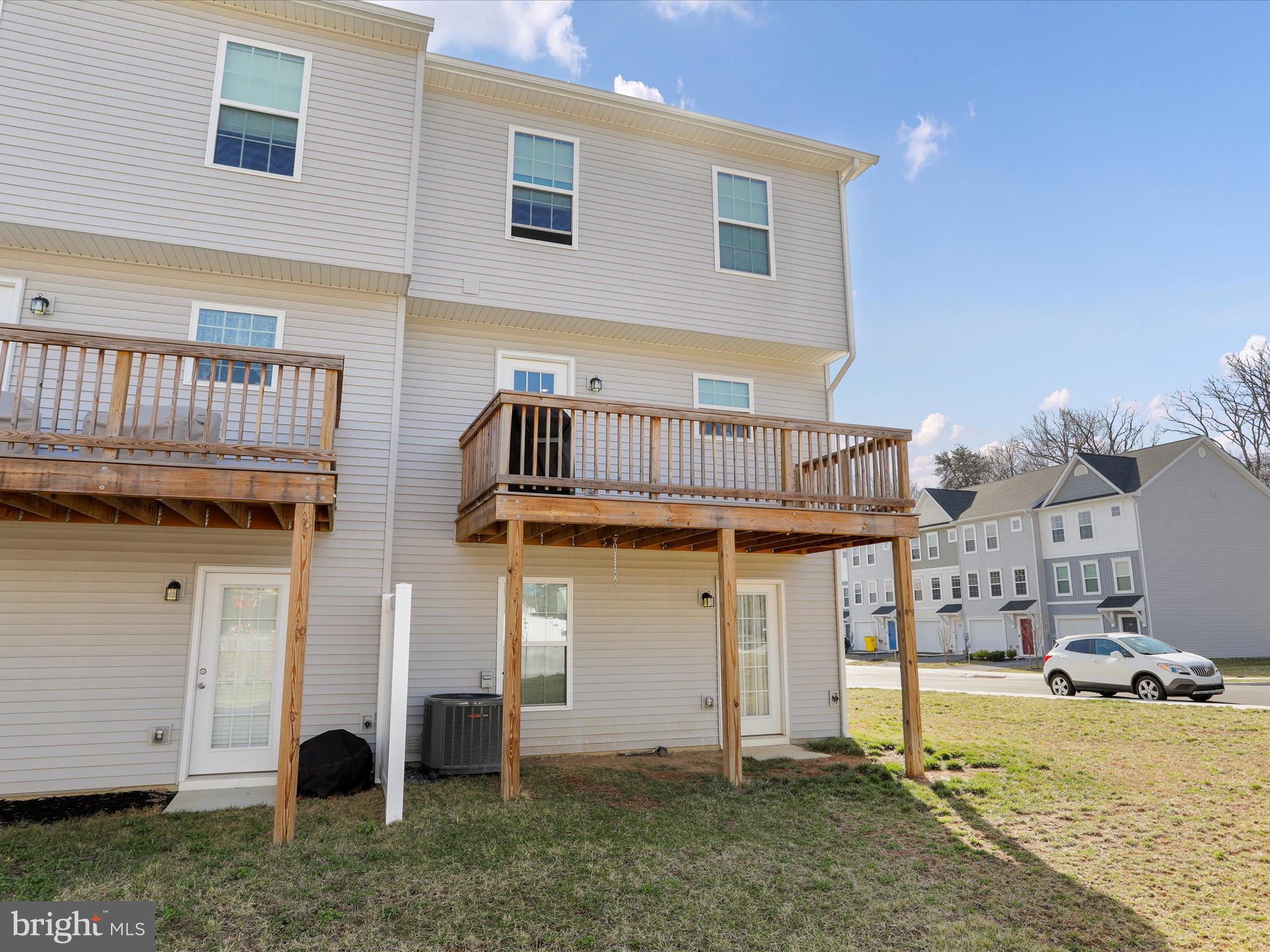 BRIDLE CREEK - Residential