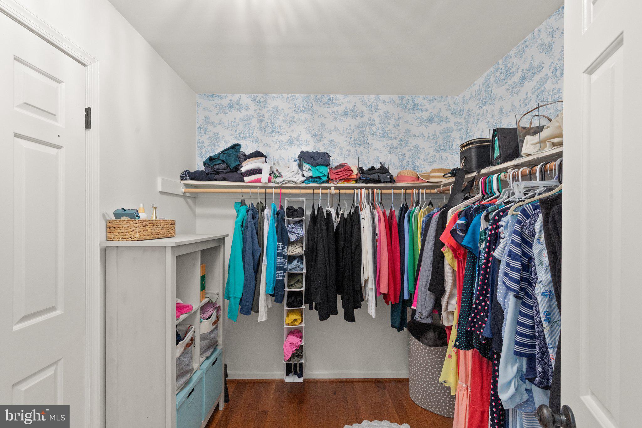 STONE HOUSE VILLAGE - Residential