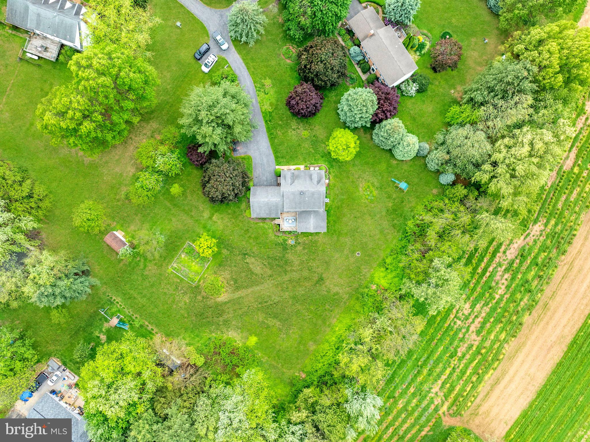 STONE HOUSE VILLAGE - Residential