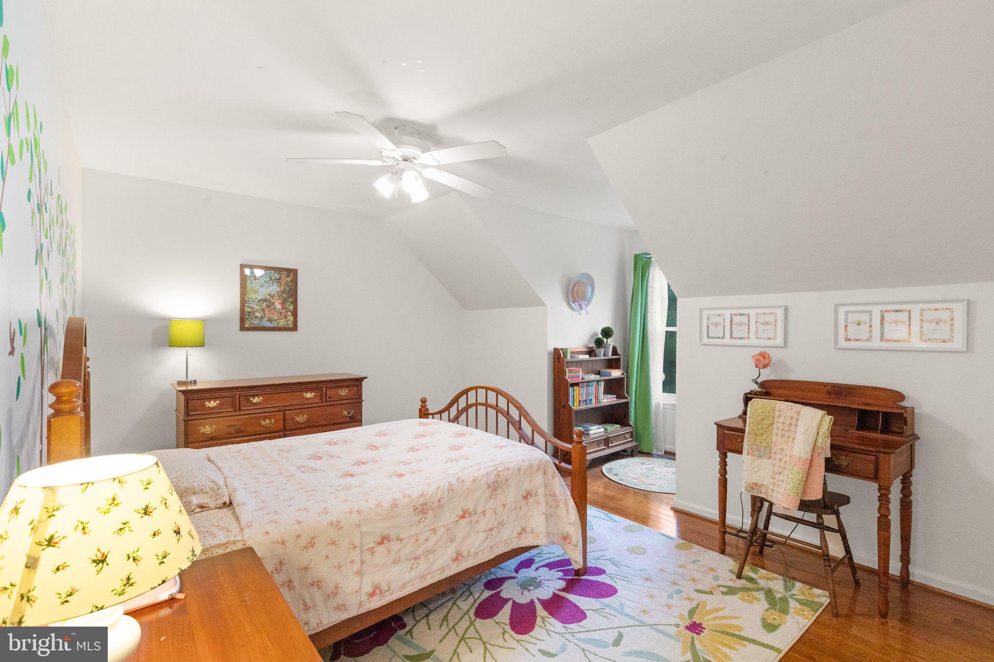 STONE HOUSE VILLAGE - Residential