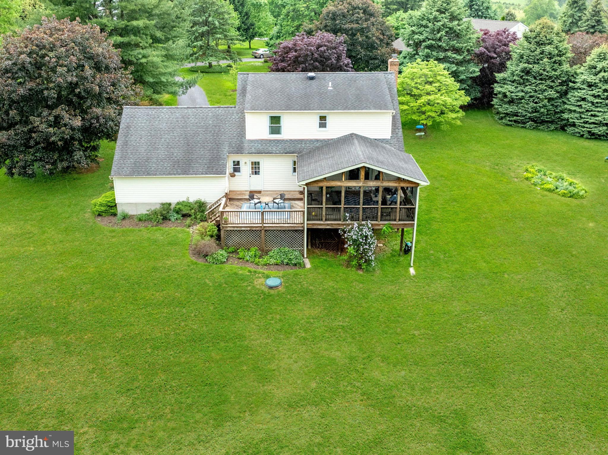 STONE HOUSE VILLAGE - Residential