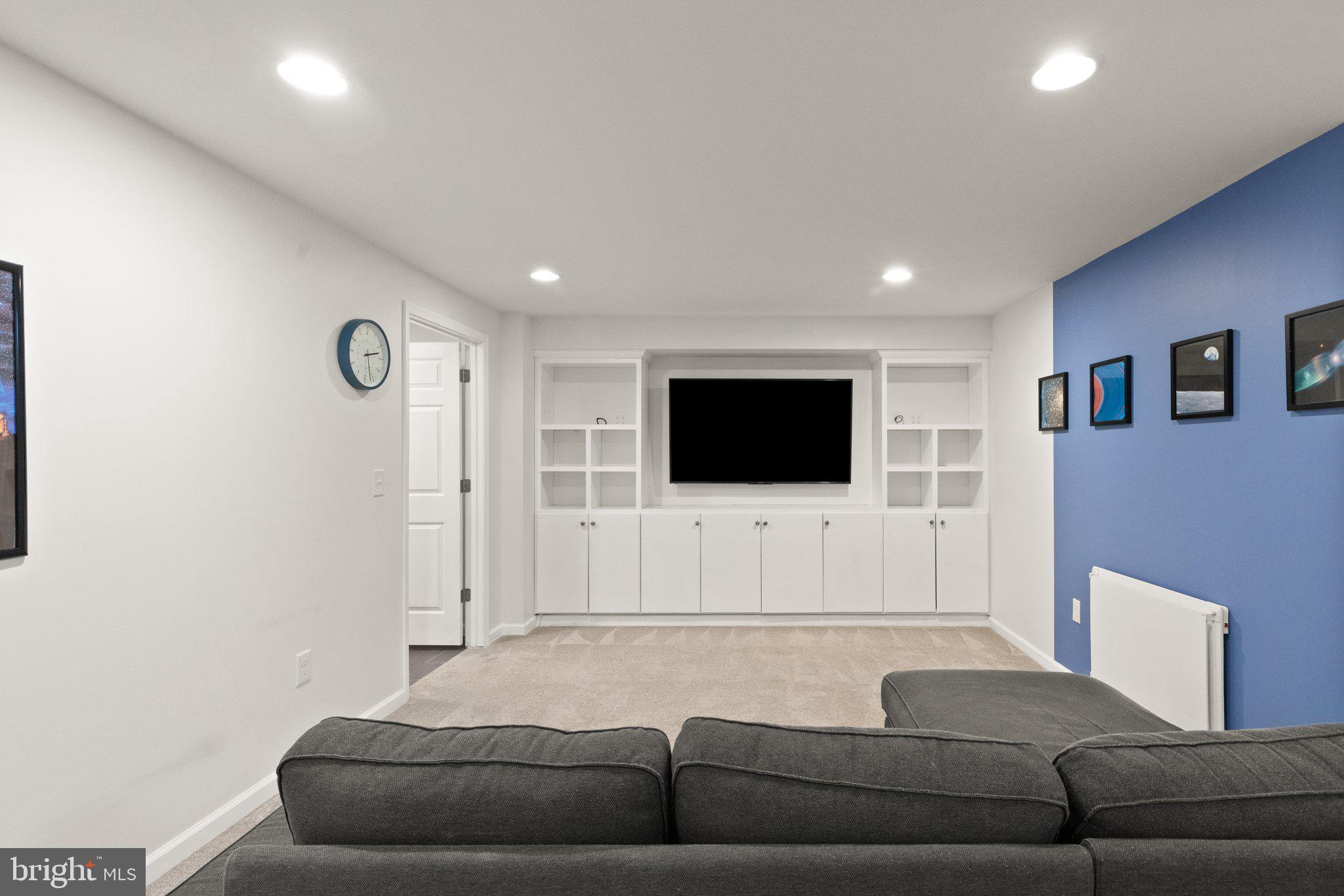 STONE HOUSE VILLAGE - Residential