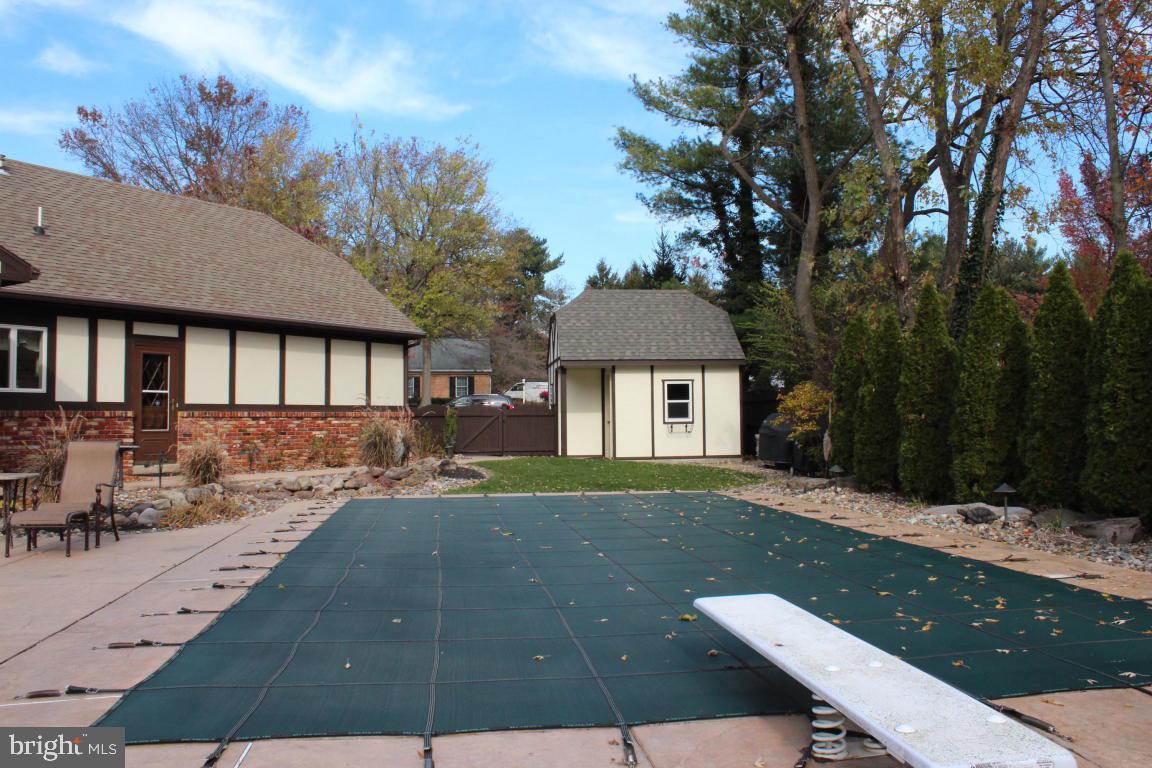 MONDAMIN PLACE - Residential