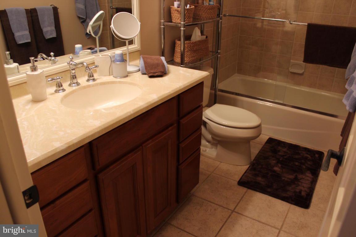 MONDAMIN PLACE - Residential