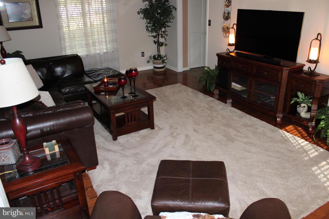 MONDAMIN PLACE - Residential