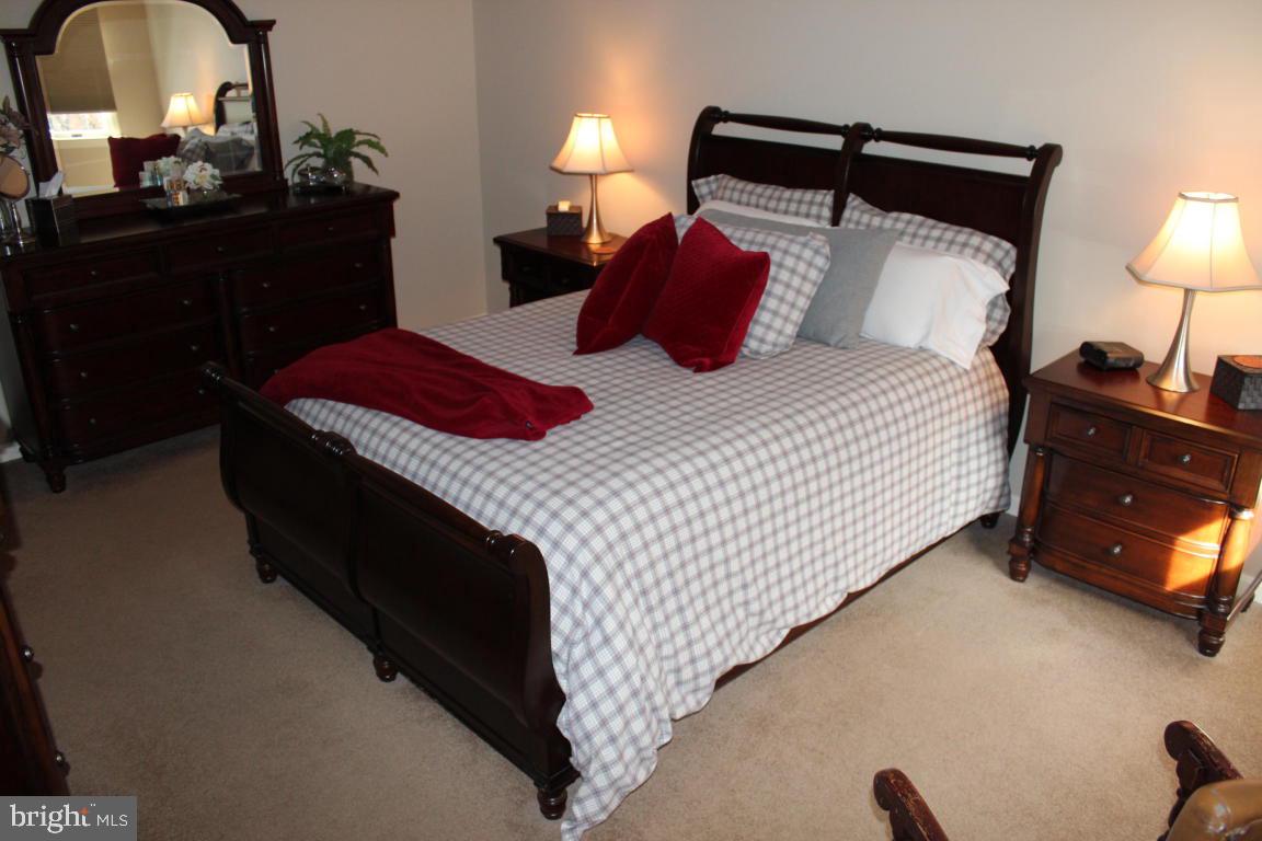 MONDAMIN PLACE - Residential