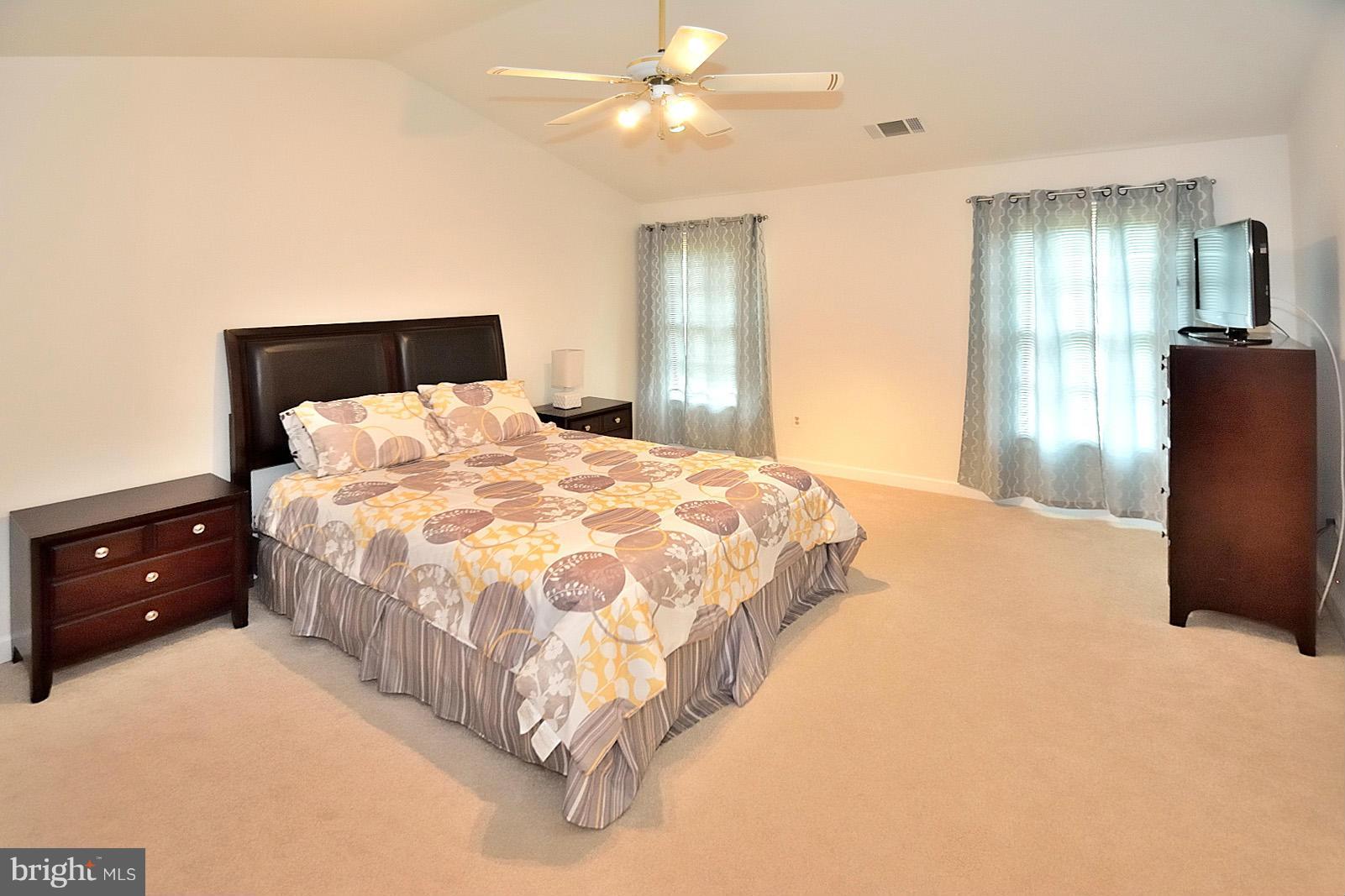 CENTRE RIDGE - Residential