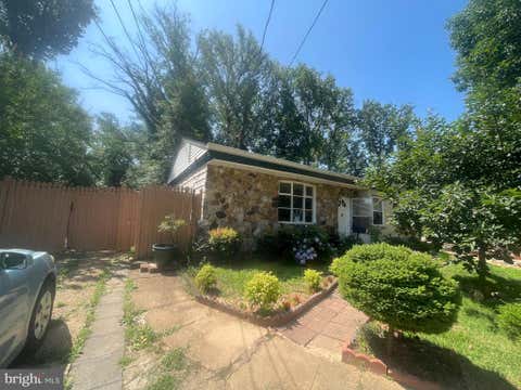 Photo of 7225 Pine Drive, ANNANDALE, VA 22003 (MLS # VAFX2325474)