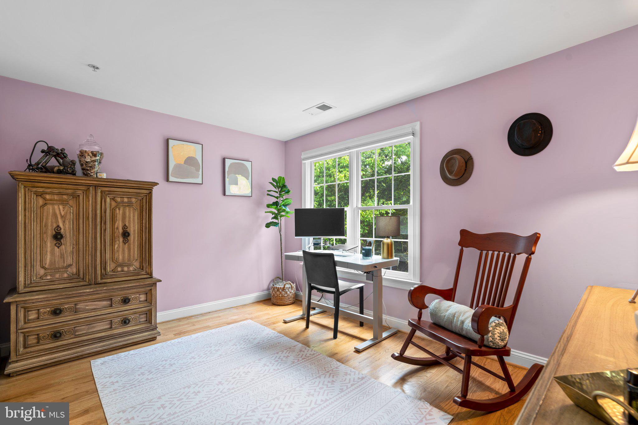 DARNESTOWN OUTSIDE - Residential