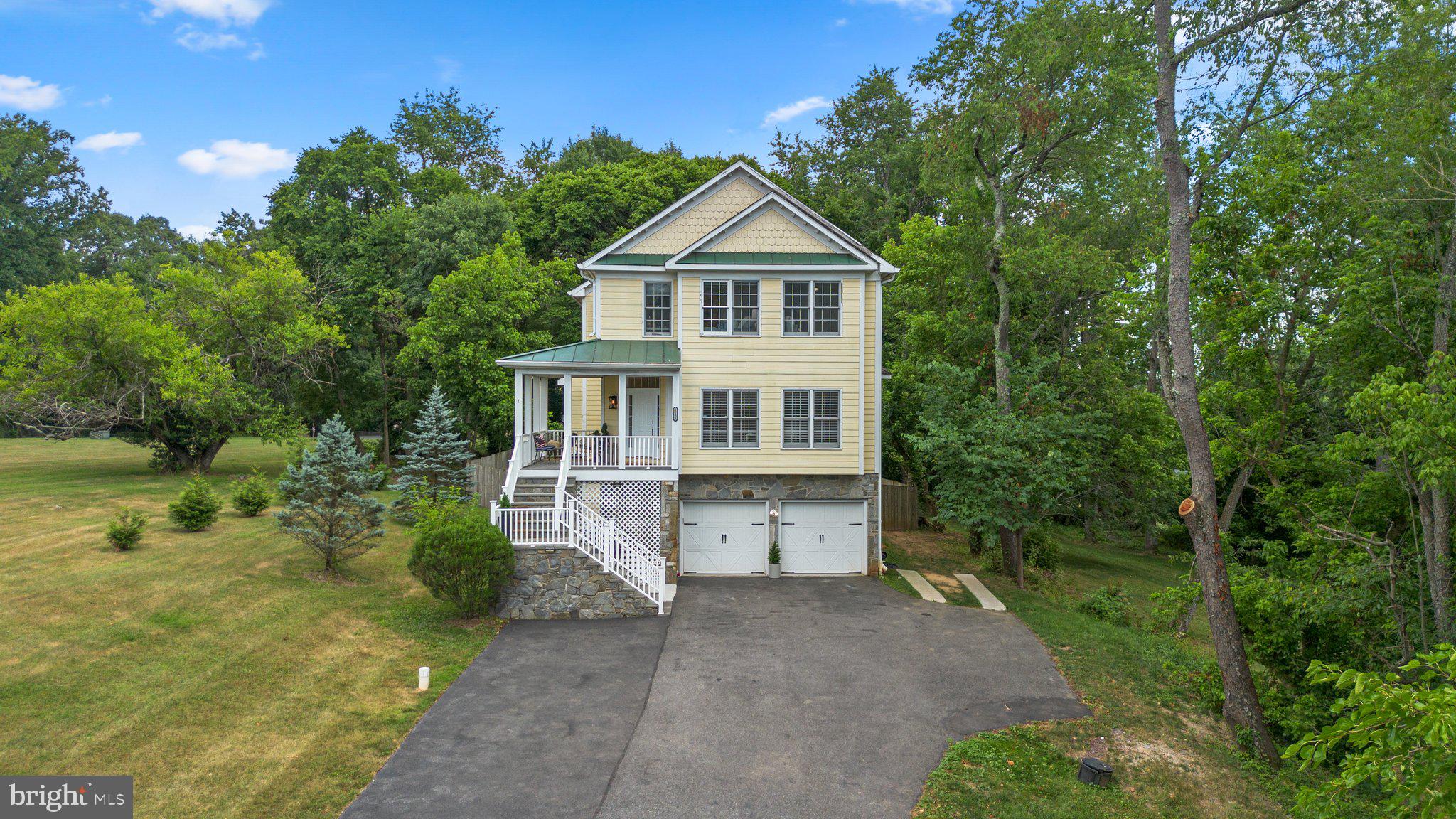 DARNESTOWN OUTSIDE - Residential