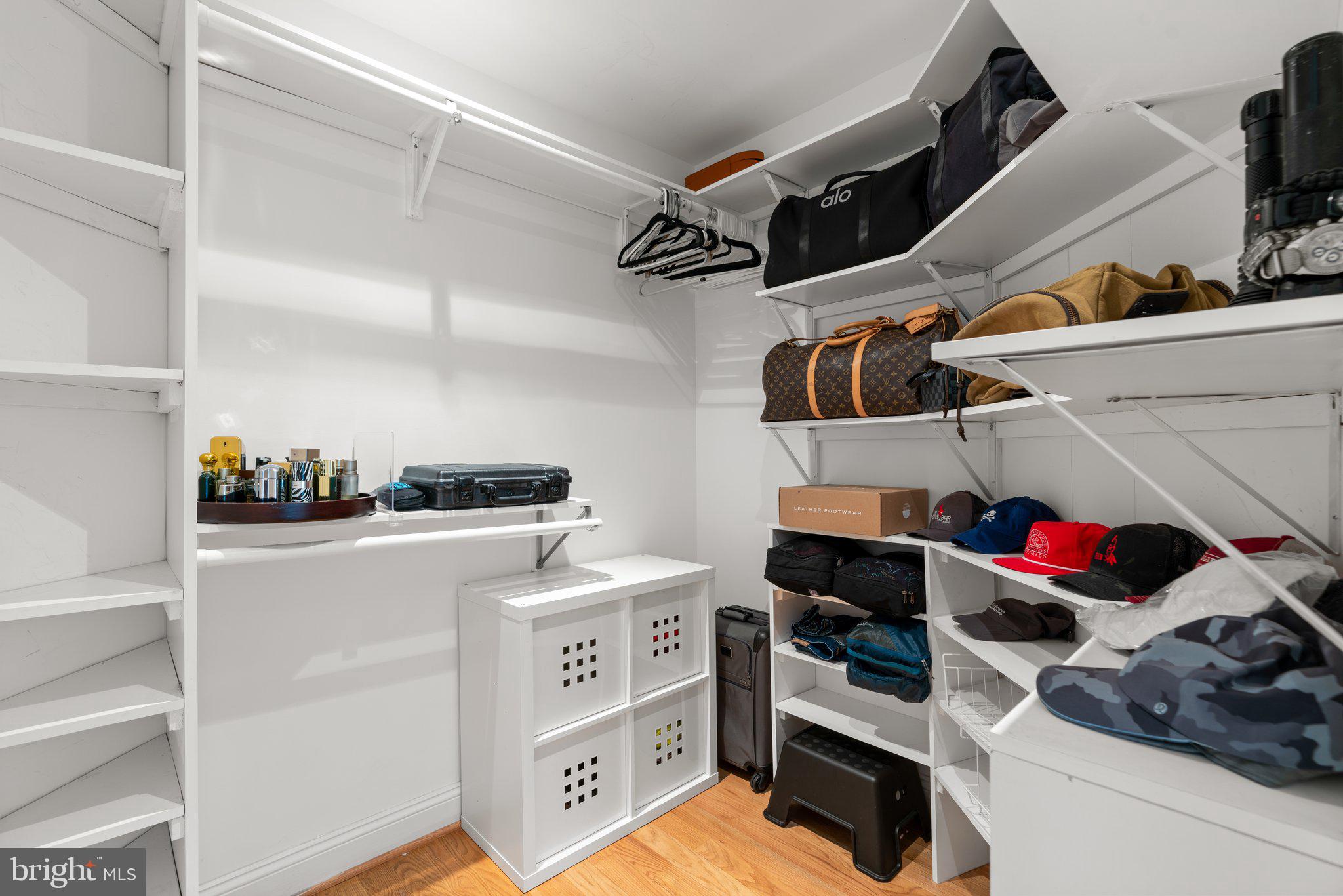 DARNESTOWN OUTSIDE - Residential