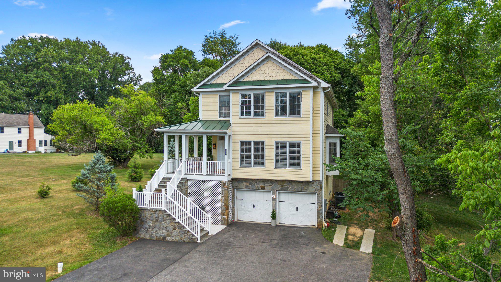 DARNESTOWN OUTSIDE - Residential