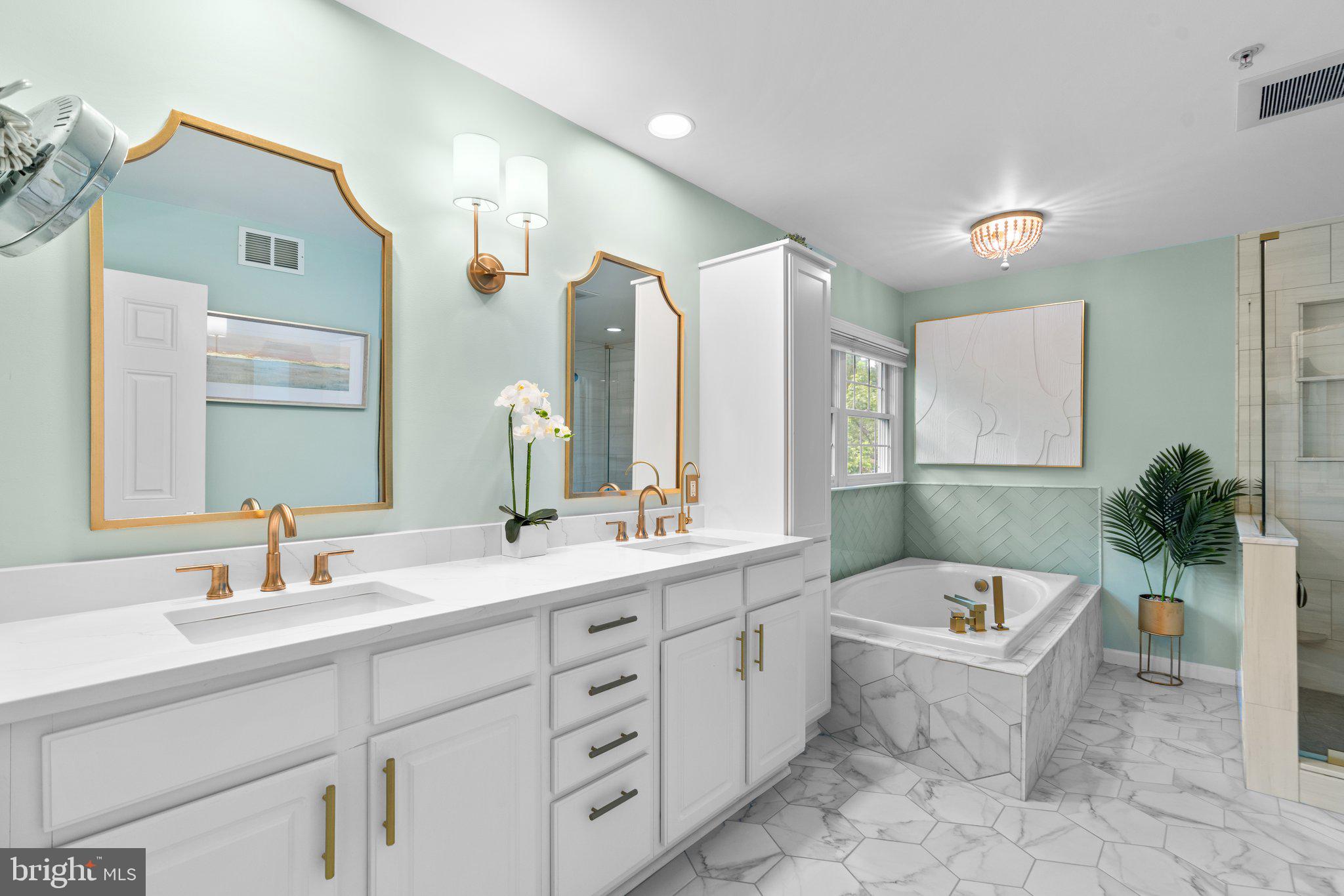 DARNESTOWN OUTSIDE - Residential