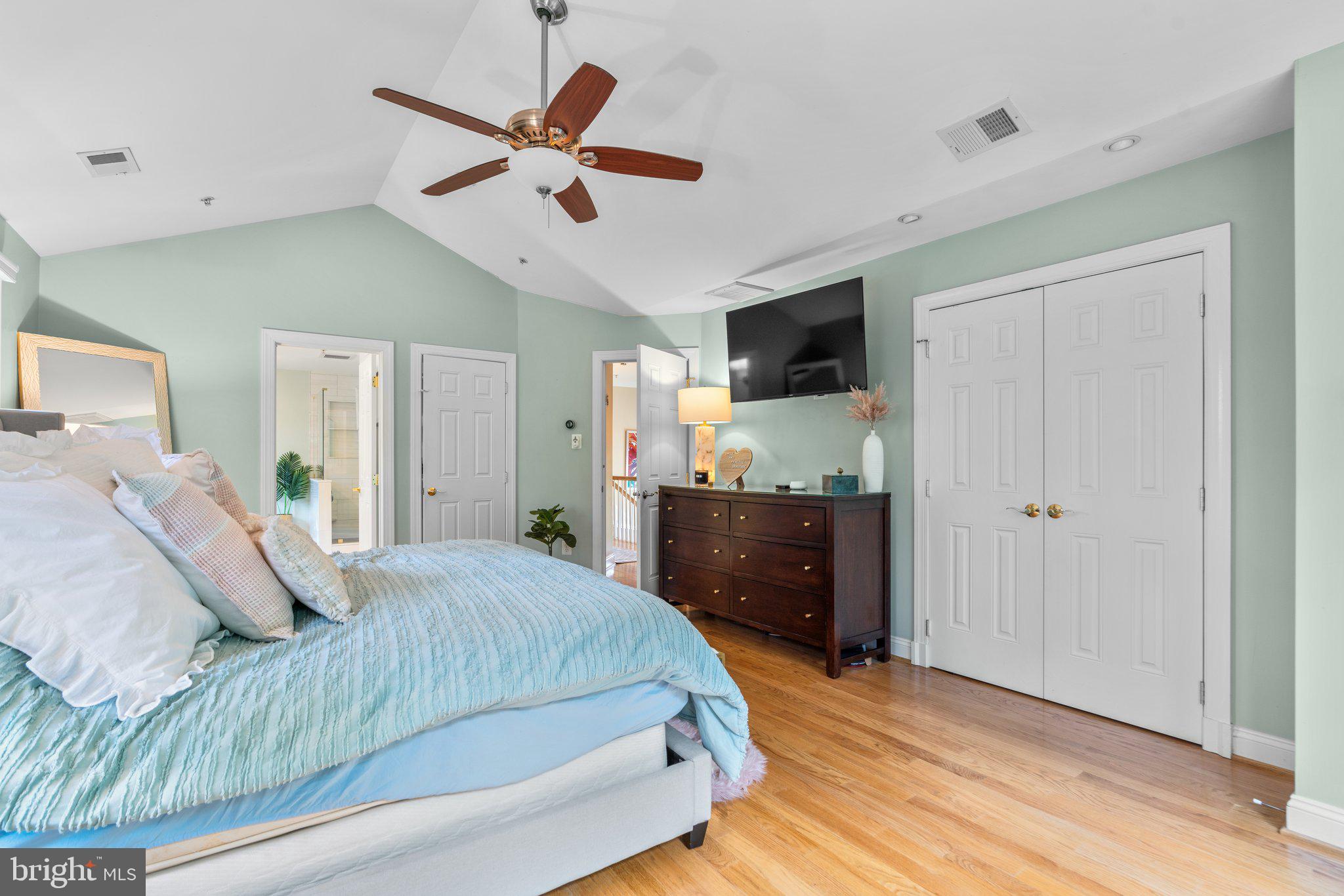 DARNESTOWN OUTSIDE - Residential