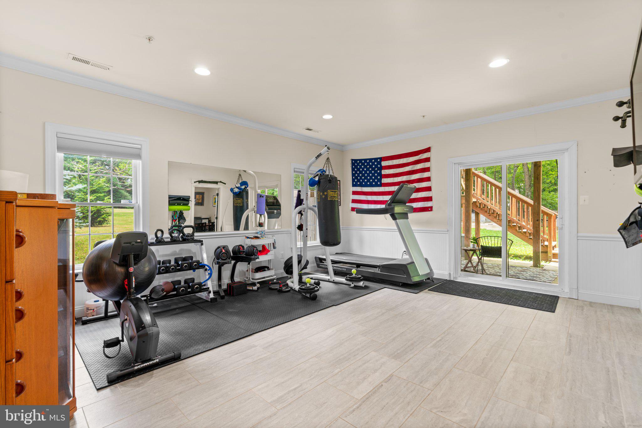 DARNESTOWN OUTSIDE - Residential