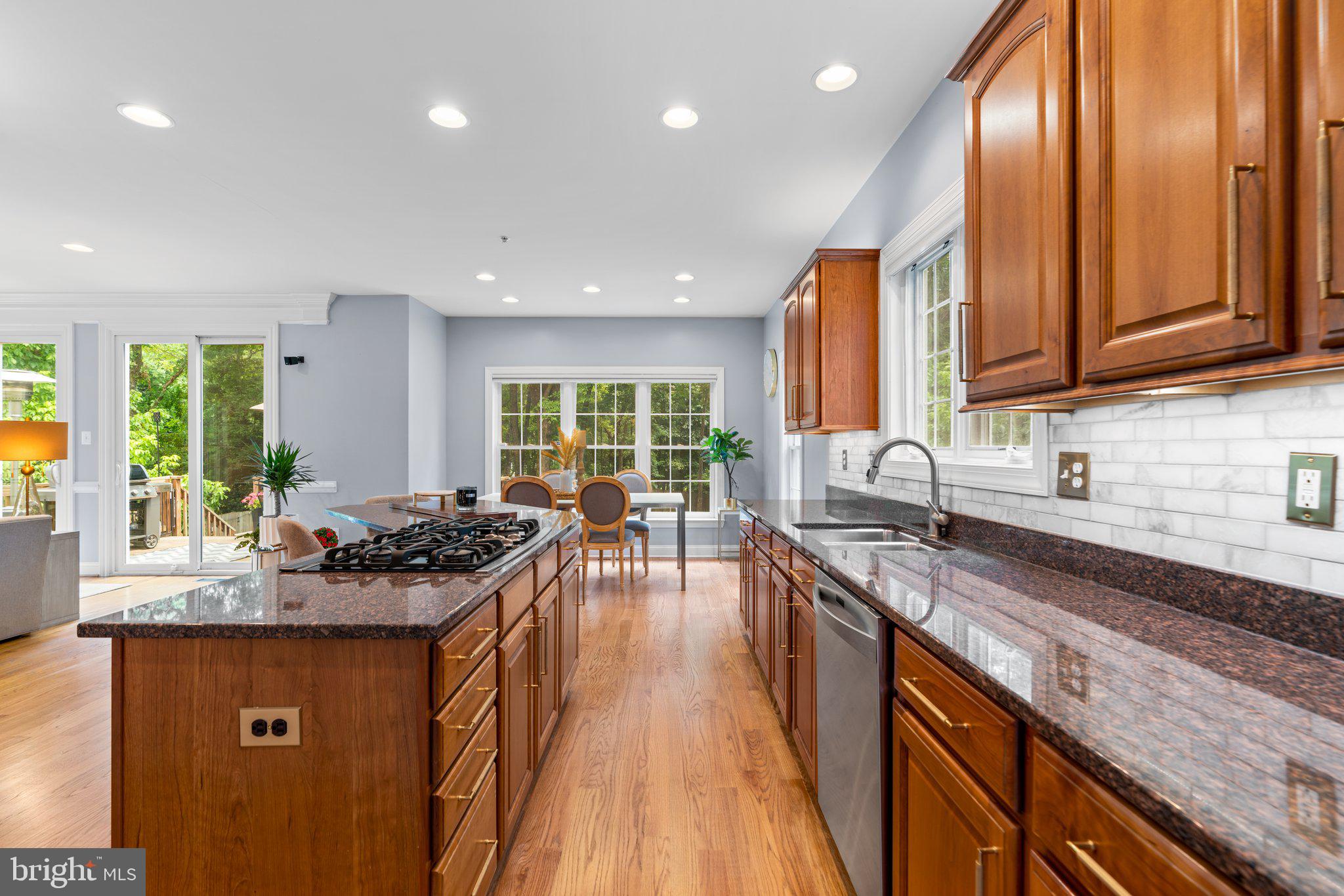 DARNESTOWN OUTSIDE - Residential