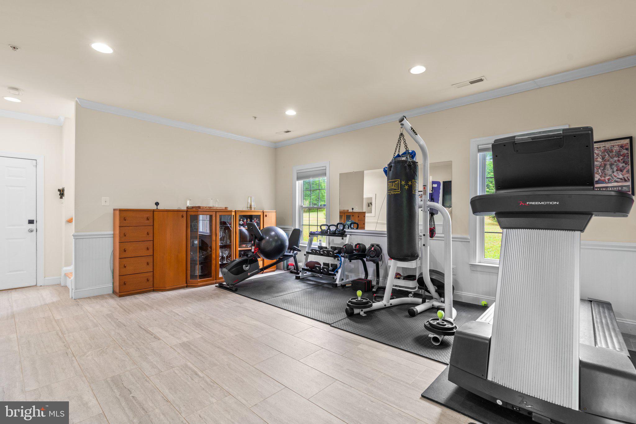 DARNESTOWN OUTSIDE - Residential