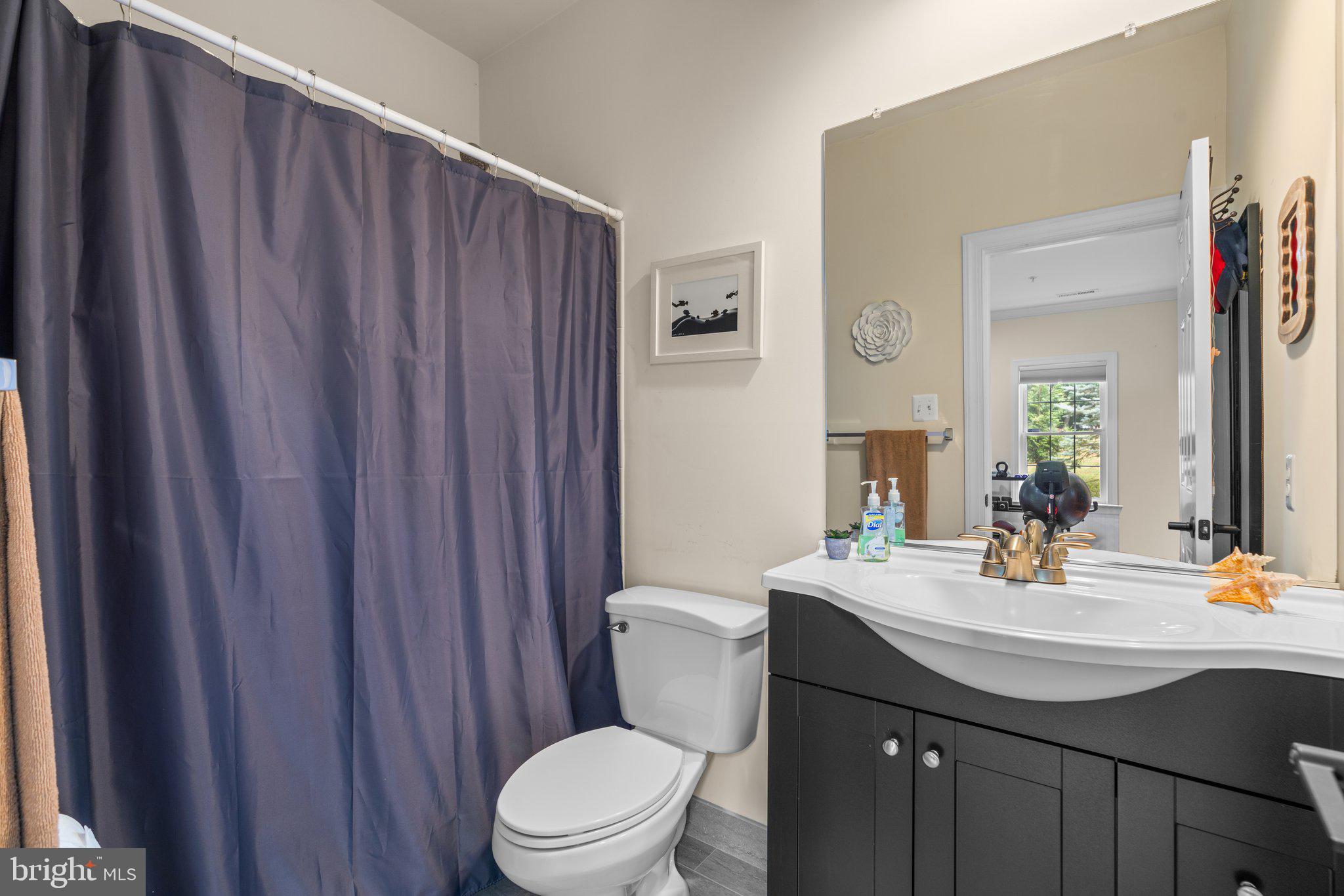 DARNESTOWN OUTSIDE - Residential