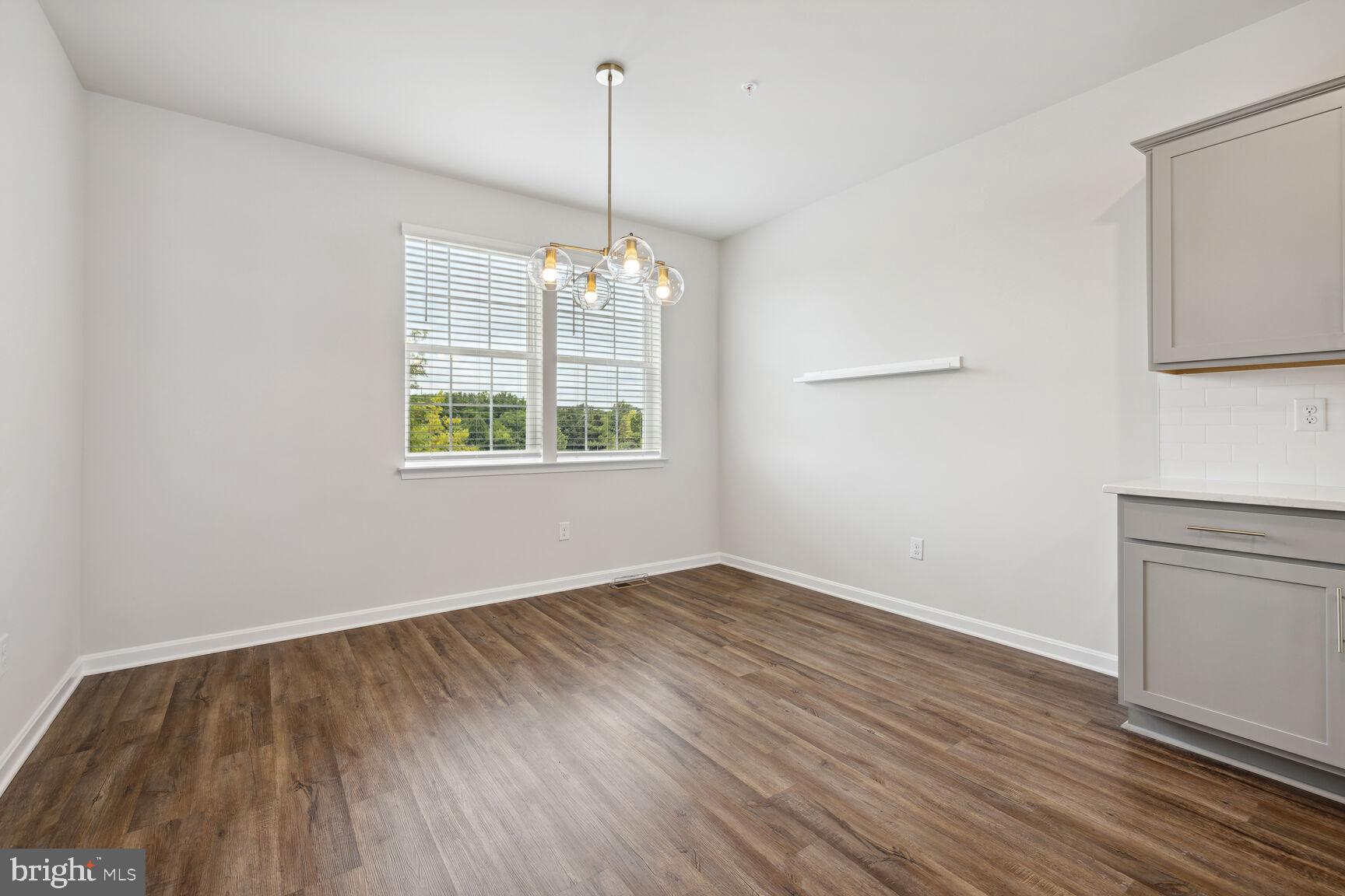 WESTVIEW SOUTH - Residential Lease