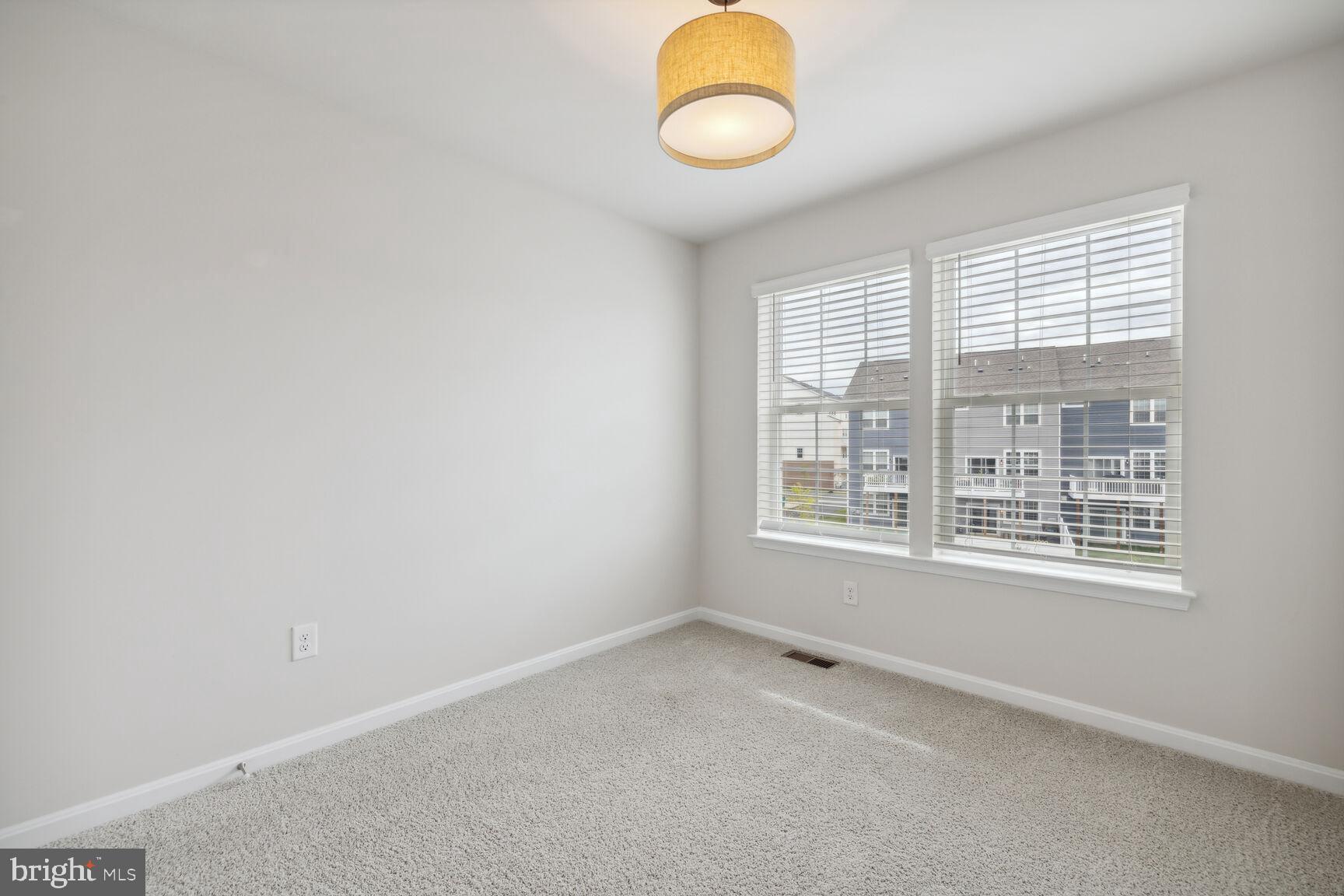 WESTVIEW SOUTH - Residential Lease