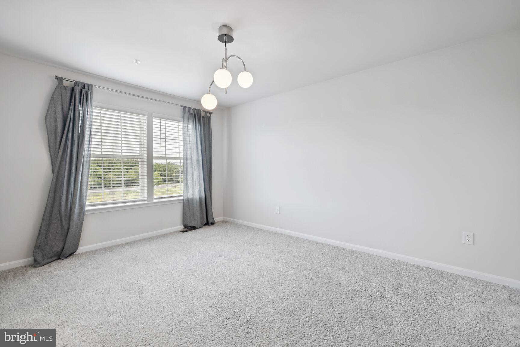 WESTVIEW SOUTH - Residential Lease