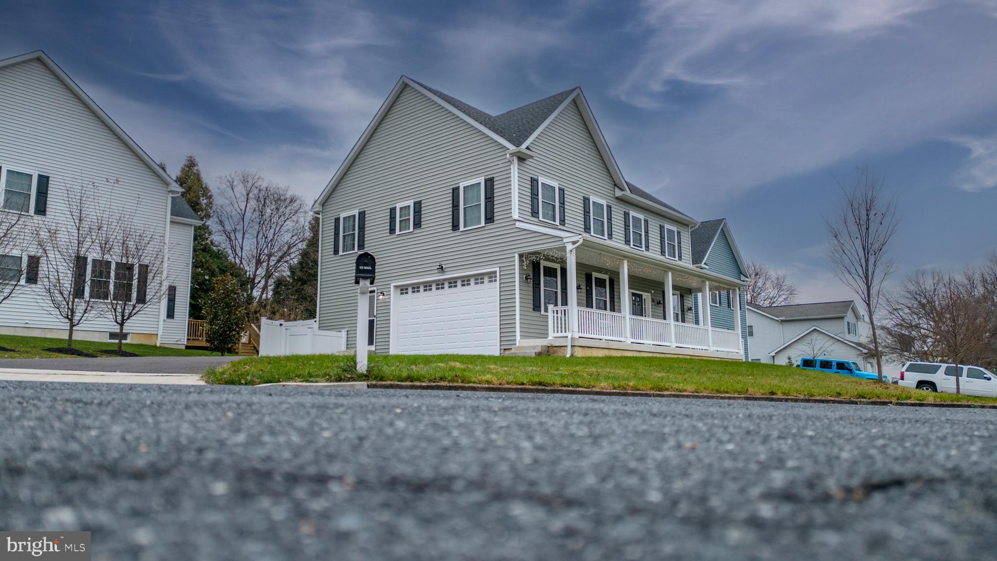 HERITAGE FARMS - Residential
