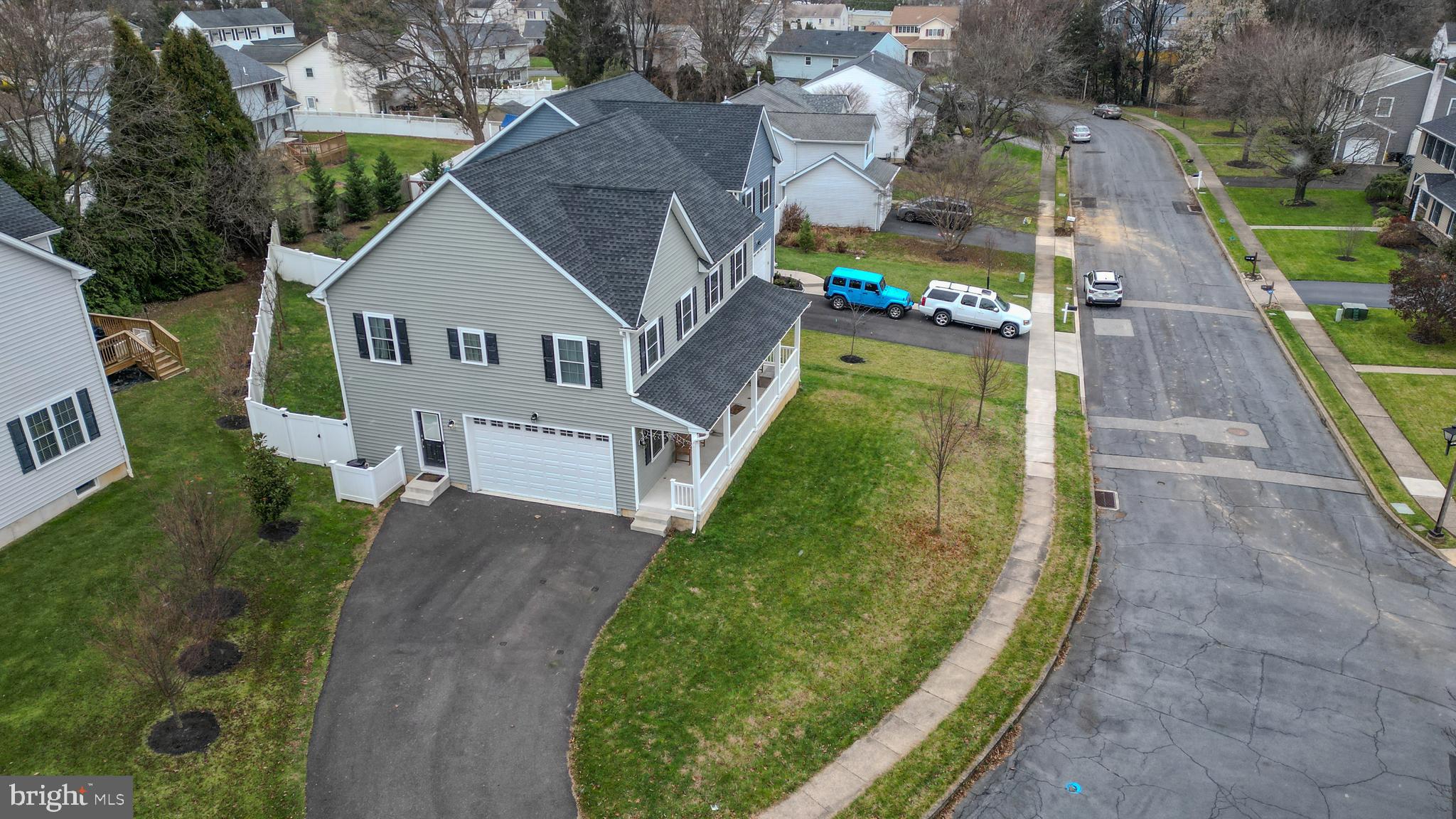HERITAGE FARMS - Residential